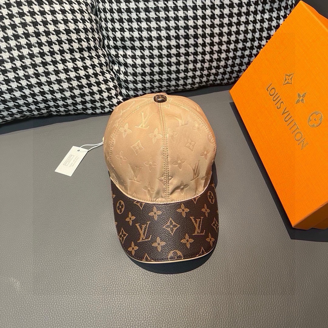 NO:204022,Package with box cloth bag, LV (Louis Vuitton) new original single baseball cap, presbyterian splicing, 1:1 mold customization, original printed satin fabric   counter presbyterian leather, fine workmanship, excellent quality, basic head circumference 56, patch adjustable. Hat Fisherman's hat Baseball cap Knit hat, hat, louis vuitton, louis vuitton, espadrilles, silk fabric, hats19860909批 配盒子布袋,LV(路易威登)新款原单棒球帽,老花拼接,1:1开模订制,原版印花绸缎面料 专柜老花皮,做工细致完美,质量超赞,基础头围56,贴片可调节.帽子渔夫帽棒球帽针织帽,帽子,louis vuitton,louis vuitton,espadrilles,silk fabric,hats,hat
