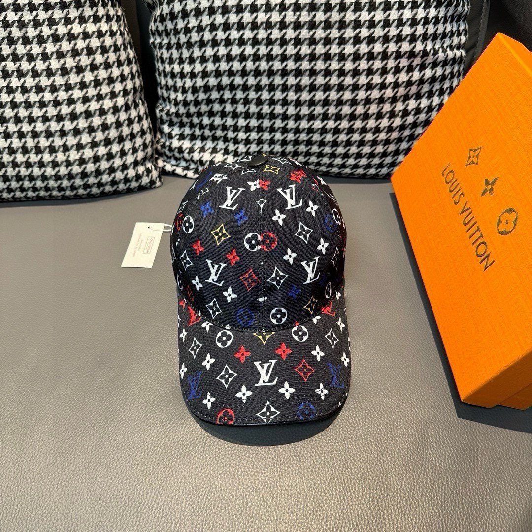 NO:208204,Buy New models shipped!  With box cloth bag, LV Louis Vuitton's new original single baseball cap, colorful print, 1:1 mold customization for counter, original canvas   top layer cowhide, pure cotton lining, light and breathable!  Excellent quality, basic head circumference 56, patch adjustable. Hat Straw Hat Fisherman's Hat Baseball Hat, Hats, louis vuitton, louis vuitton, espadrilles, cowhide, hats19860909批 新款出货！配盒子布袋,LV路易威登新款原单棒球帽, 七彩印花,专柜1:1开模订制,原版帆布料 头层牛皮,纯棉内里,轻盈透气！质量超赞,基础头围56,贴片可调节.帽子草帽渔夫帽棒球帽,帽子,louis vuitton,louis vuitton,espadrilles,cowhide,hats,hat