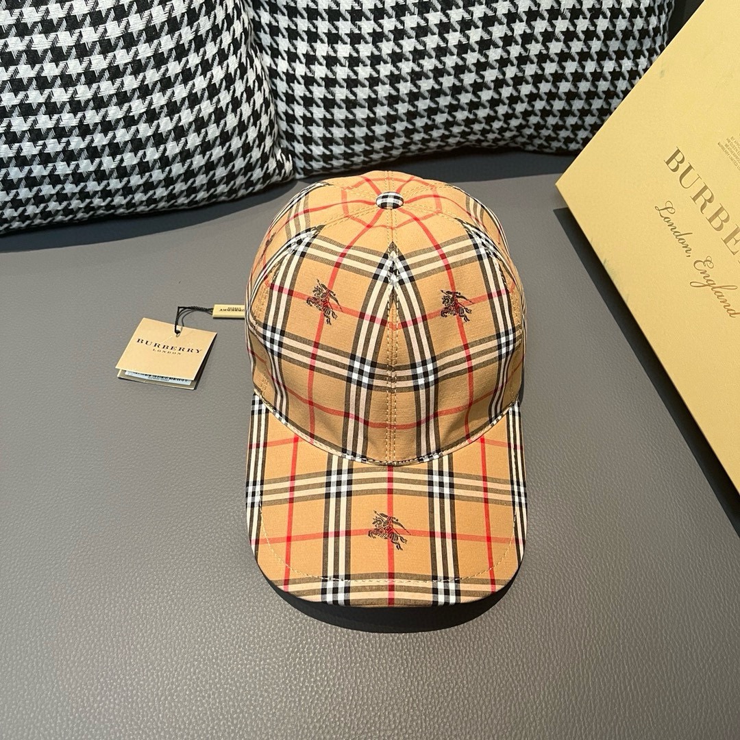 NO:209511,Package packaging cloth bag, Burberry original single baseball cap, plaid war horse, 1:1 mold customization for counter, pure cotton fabric   top layer of cowhide, light and breathable!  Live shot, suitable for men and women. Hats, straw hats, fisherman hats, baseball hats, hats, burberry, espadrilles, cowhide, hats19860909批 配包装布袋,巴宝莉原单棒球帽, 格子战马,专柜1:1开模订制,纯棉面料 头层牛皮,轻盈透气！实物拍摄,男女适用.帽子草帽渔夫帽棒球帽,帽子,burberry,espadrilles,cowhide,hats,hat