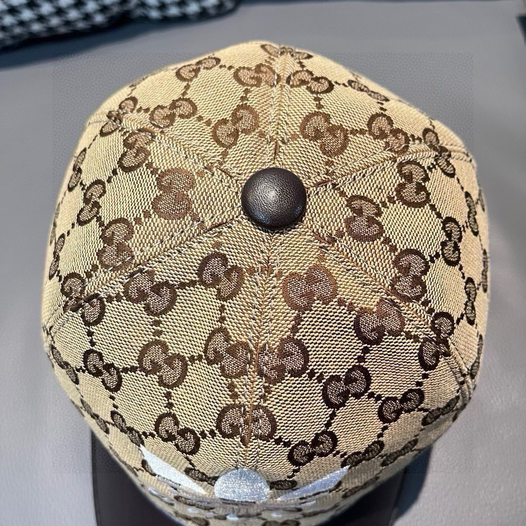 古奇新款Adidas&Gucci联名款出货啦！配盒子布袋专柜热卖中1:1开模订制重工打造完美复刻！