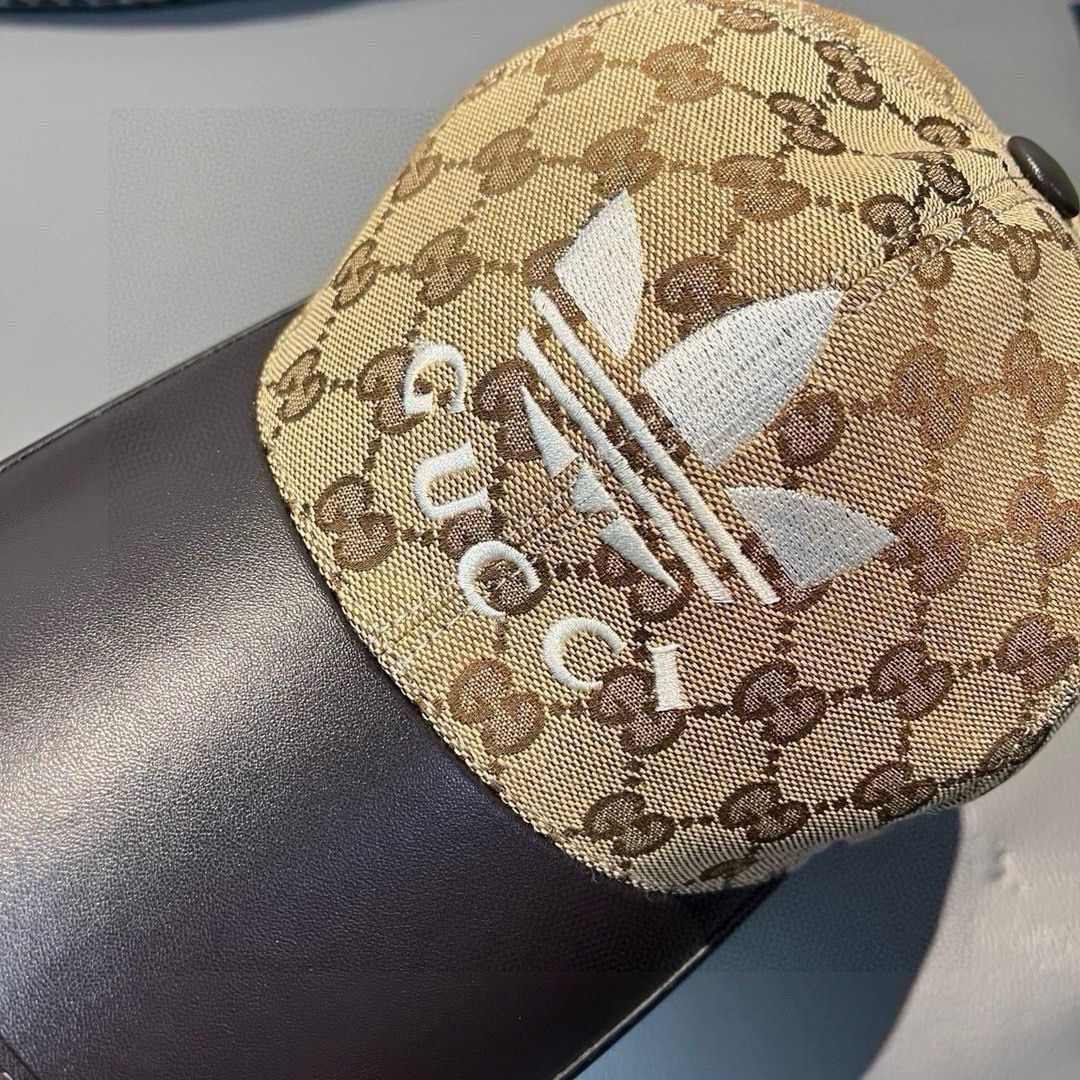 古奇新款Adidas&Gucci联名款出货啦！配盒子布袋专柜热卖中1:1开模订制重工打造完美复刻！