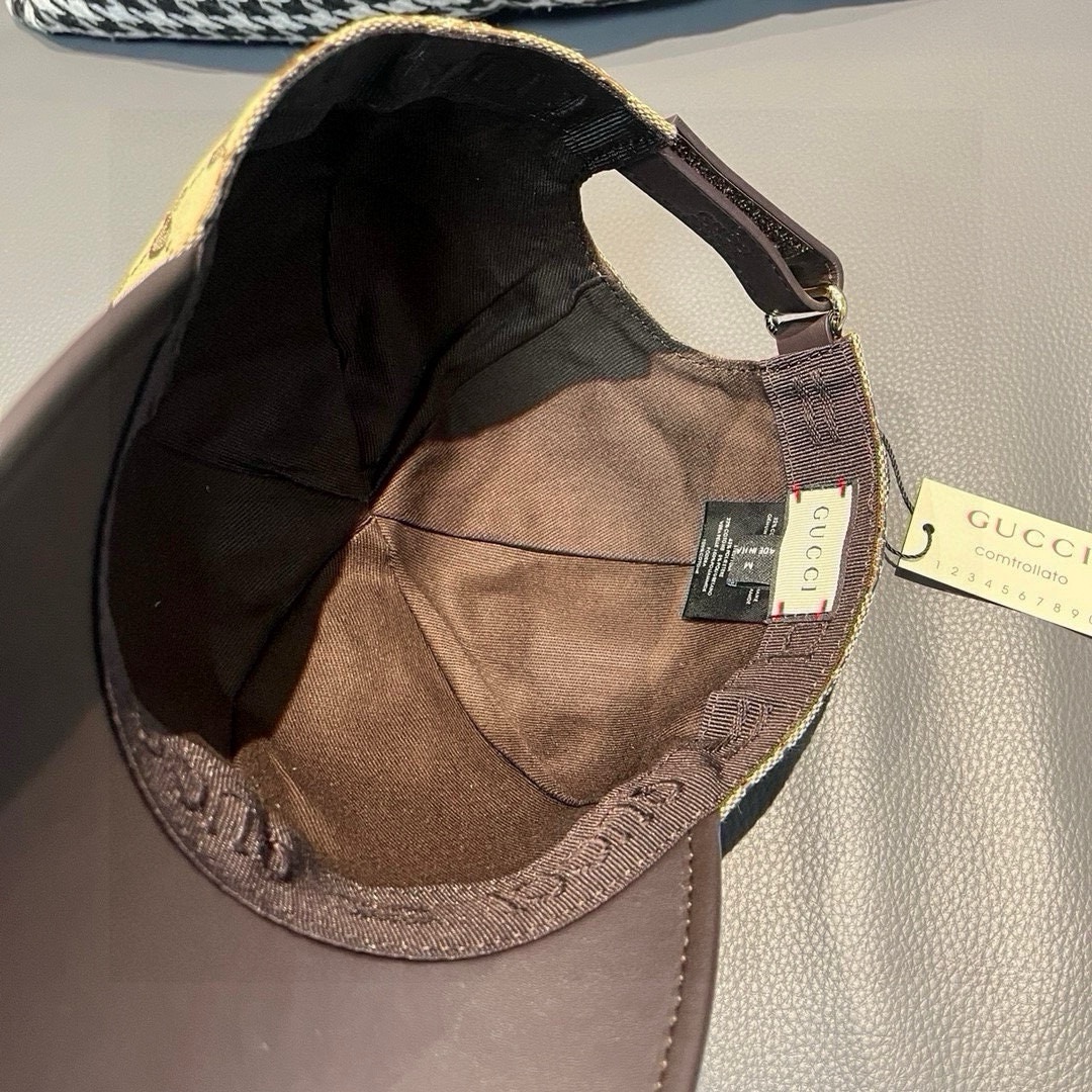古奇新款Adidas&Gucci联名款出货啦！配盒子布袋专柜热卖中1:1开模订制重工打造完美复刻！