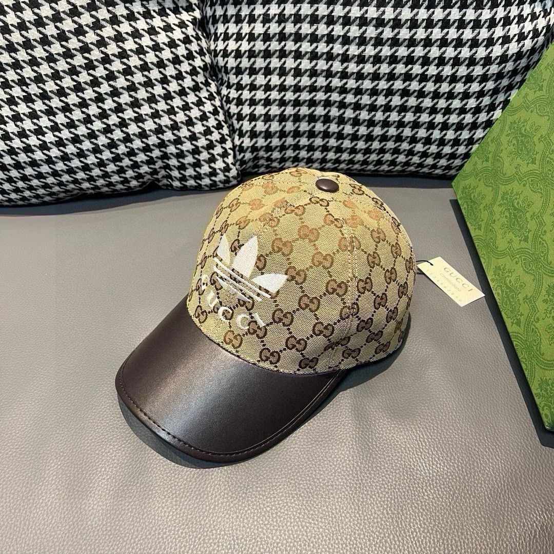 古奇新款Adidas&Gucci联名款出货啦！配盒子布袋专柜热卖中1:1开模订制重工打造完美复刻！