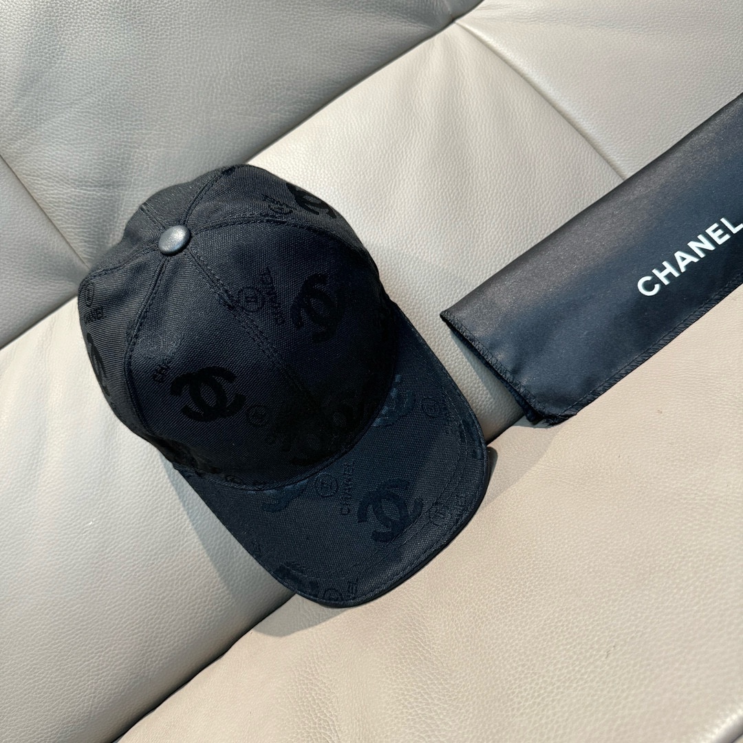 配包装布袋Chanel香奈儿经典原单棒球帽经典双C,专柜1:1开模订制原版帆布料+头层牛皮轻盈透气！质量
