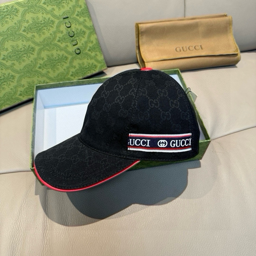 NO:215979,Packaging cloth bag, Gucci new original single baseball cap, logo webbing, 1:1 mold opening customization for the counter, original canvas fabric   top layer cowhide, light and breathable!  Base head circumference 56, patch adjustable. Hat Fisherman's hat Baseball hat Knitted hat, hat, gucci, espadrilles, cowhide, hats19860909批 配包装布袋,Gucci古奇新款原单棒球帽, logo织带,专柜1:1开模订制,原版帆布面料 头层牛皮,轻盈透气！基础头围56,贴片可调节.帽子渔夫帽棒球帽针织帽,帽子,gucci,espadrilles,cowhide,hats,hat