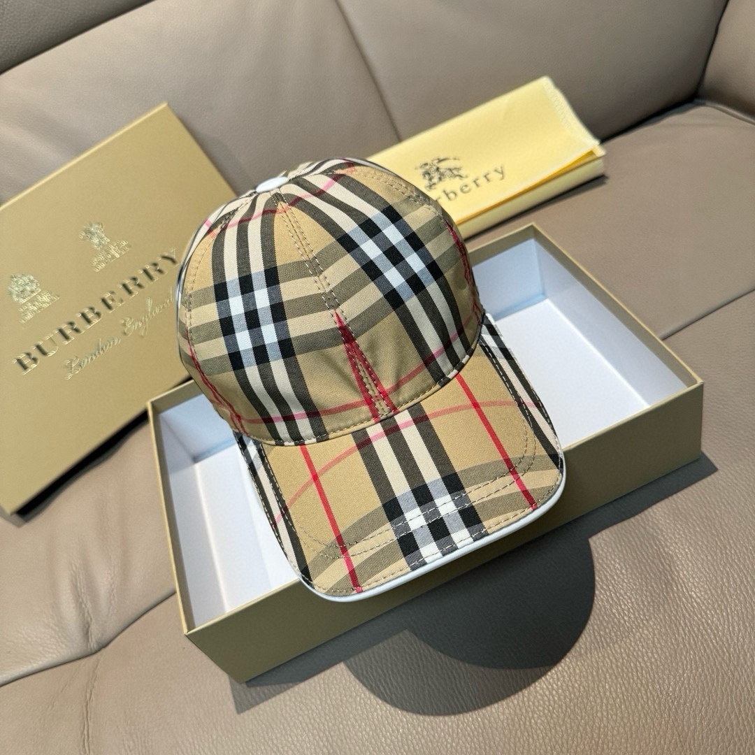 NO:215982,Batch New style shipment with box bag Burberry (Burberry) original single baseball cap, hot-selling counter, classic plaid, 1:1 mold customization, canvas fabric, pure cotton lining, light and breathable. Perfect style, accurate and accurate for the plaid, special adjustment buckle for the top layer of cowhide, original quality, exclusive physical shot, suitable for men and women. Hats Fisherman's hat Baseball cap Knitted hat, hat, burberry, burberry, espadrilles, cowhide, hats19860909批 新款出货 配盒子布袋Burberry（巴宝莉）原单棒球帽, 专柜热卖款,经典格子,1:1开模订制,帆布面料,纯棉内里,轻盈透气.完美版型,对格精准无误,头层牛皮特制调节扣,原厂品质,独家实物拍摄,男女适用.帽子渔夫帽棒球帽针织帽,帽子,burberry,burberry,espadrilles,cowhide,hats,hat