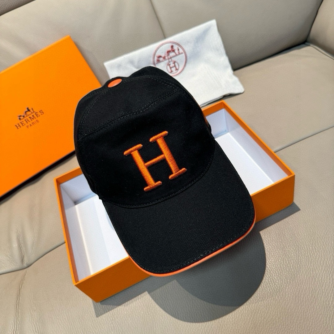 NO:216251,Package with box cloth bag, HERMS (Hermes) original single baseball cap, classic H, authentic open mold customization, original breathable canvas fabric   top layer cowhide, original stainless steel adjustment buckle, delicate workmanship, fashionable and handsome quality!  Hat fisherman hat baseball hat knit hat, hat, hermes, hermes, espadrilles, cowhide, hats19860909批 配盒子布袋,HERMS (爱马仕)原单棒球帽,经典H,正品开模订制,原版透气帆布面料 头层牛皮,原厂精钢调节扣,做工细致,时尚帅气质量超赞！帽子渔夫帽棒球帽针织帽,帽子,hermes,hermes,espadrilles,cowhide,hats,hat