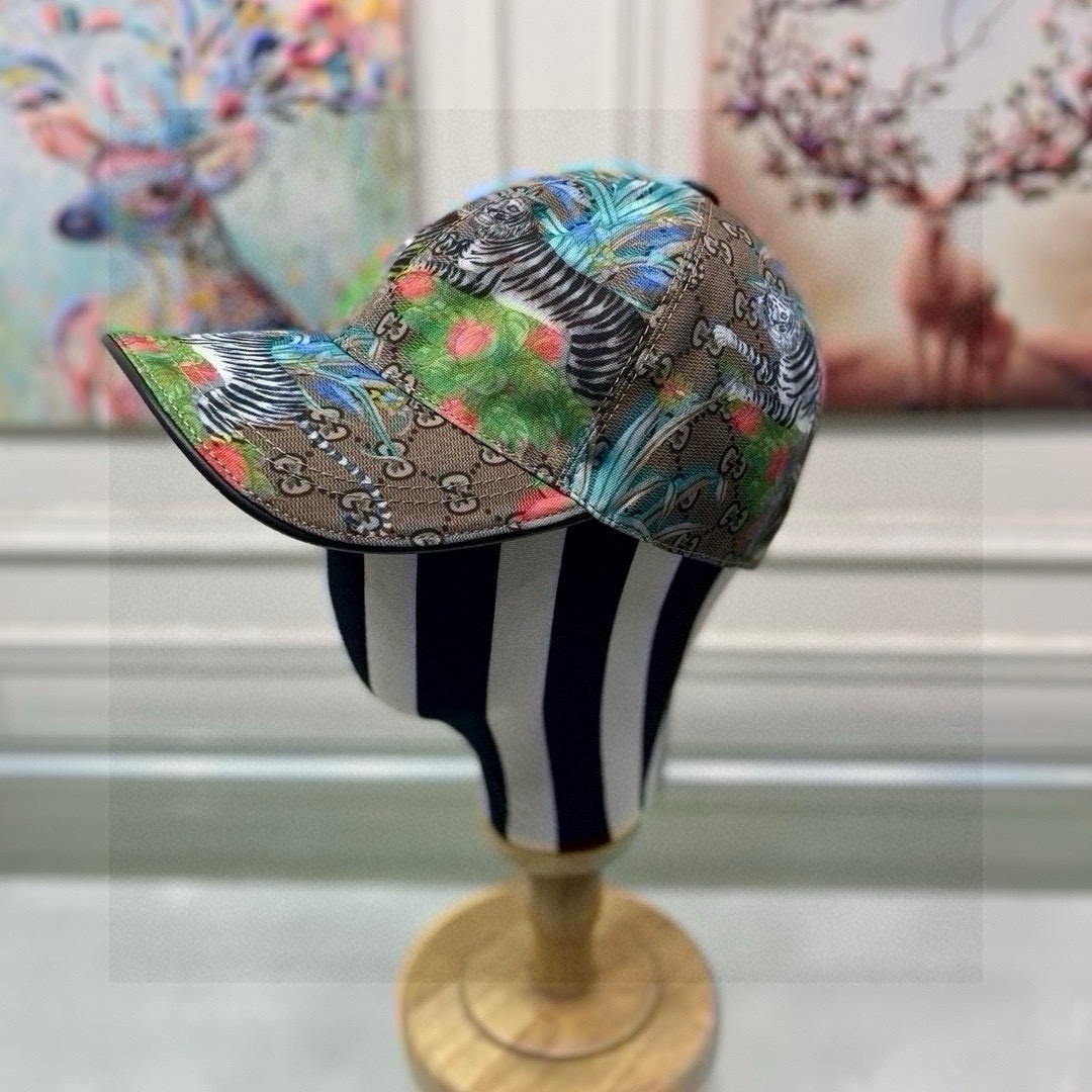 NO:217306,Package with box cloth bag, Gucci new original single baseball cap, Jungle Tiger, 1:1 mold opening customization for counter, original canvas   top layer cowhide, pure cotton inner lining, light and breathable!  Excellent quality, base head circumference 56, patch adjustable. Hats Fisherman's hat Baseball hat Knitted hat, hat, gucci, espadrilles, cowhide, hats19860909批 配盒子布袋,Gucci(古奇)新款原单棒球帽, 丛林猛虎,专柜1:1开模订制,原版帆布料 头层牛皮,纯棉内里,轻盈透气！质量超赞,基础头围56,贴片可调节.帽子渔夫帽棒球帽针织帽,帽子,gucci,espadrilles,cowhide,hats,hat