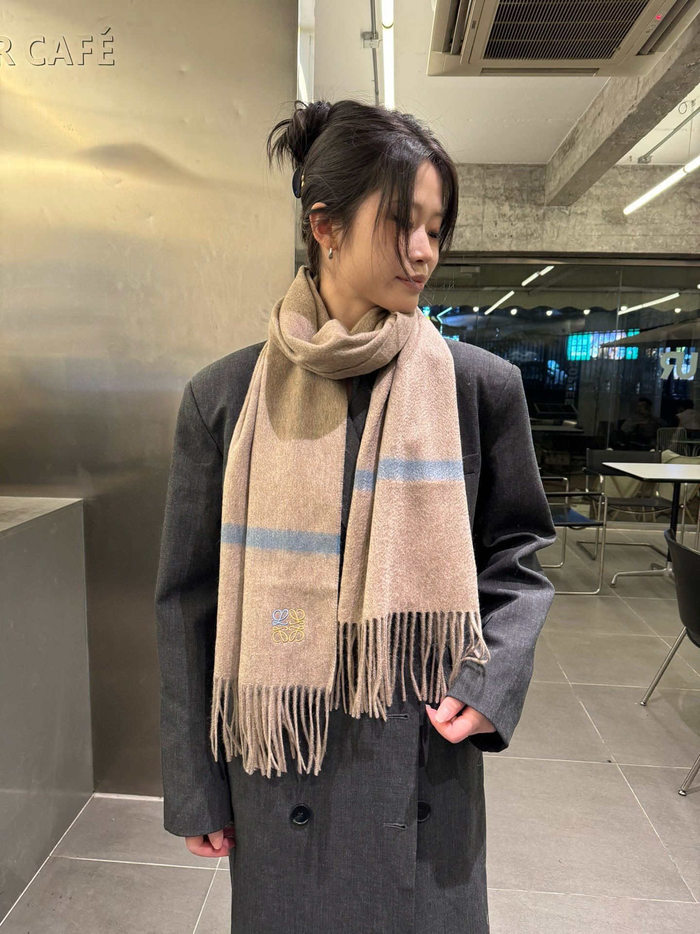 罗意威LOEWE中性款围巾情侣款!外贸公司尾单!怒赞自留难得的高端货!家属福利!非常正的围巾面料大爱非常