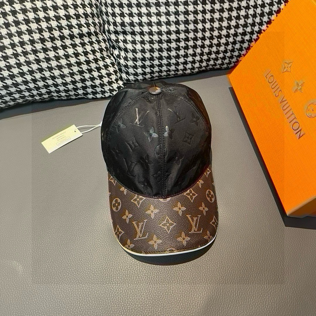NO:219678,Package with box cloth bag, LV (Louis Vuitton) new original single baseball cap, presbyterian splicing, 1:1 mold customization, original printed satin fabric   counter presbyterian leather, fine workmanship, excellent quality, basic head circumference 56, patch adjustable. Hat Fisherman's hat Baseball cap Knit hat, hat, louis vuitton, louis vuitton, espadrilles, silk fabric, hats19860909批 配盒子布袋,LV(路易威登)新款原单棒球帽,老花拼接,1:1开模订制,原版印花绸缎面料 专柜老花皮,做工细致完美,质量超赞,基础头围56,贴片可调节.帽子渔夫帽棒球帽针织帽,帽子,louis vuitton,louis vuitton,espadrilles,silk fabric,hats,hat