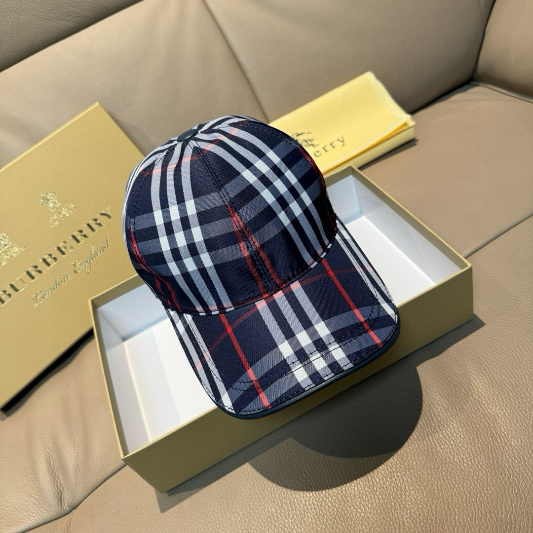 NO:220267,Batch New style shipment with box bag Burberry (Burberry) original single baseball cap, hot-selling counter, classic plaid, 1:1 mold customization, canvas fabric, pure cotton lining, light and breathable. Perfect style, accurate and accurate for the plaid, special adjustment buckle for the top layer of cowhide, original quality, exclusive physical shot, suitable for men and women. Hats Fisherman's hat Baseball cap Knitted hat, hat, burberry, burberry, espadrilles, cowhide, hats19860909批 新款出货 配盒子布袋Burberry（巴宝莉）原单棒球帽, 专柜热卖款,经典格子,1:1开模订制,帆布面料,纯棉内里,轻盈透气.完美版型,对格精准无误,头层牛皮特制调节扣,原厂品质,独家实物拍摄,男女适用.帽子渔夫帽棒球帽针织帽,帽子,burberry,burberry,espadrilles,cowhide,hats,hat