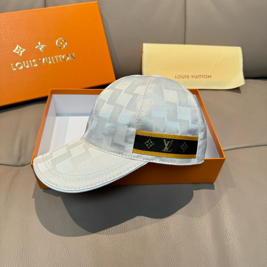NO:220280,Packaging bags, LV Louis Vuitton's new original single baseball cap, classic checkerboard grid, 1:1 open mold customization, original counter fabric   top layer cowhide, small checkered grid fashionable and handsome quality, basic head circumference 56, patch adjustable. Hats Fisherman's hat Baseball cap Knitted hat, hat, louis vuitton, louis vuitton, espadrilles, cowhide, hats19860909批 配包装布袋,LV路易威登新款原单棒球帽,经典棋盘格,1:1开模订制,原版专柜布料 头层牛皮,小方格时尚帅气质量超赞,基础头围56,贴片可调节.帽子渔夫帽棒球帽针织帽,帽子,louis vuitton,louis vuitton,espadrilles,cowhide,hats,hat