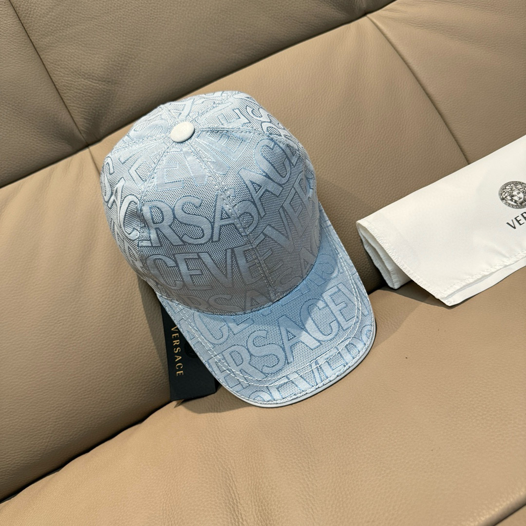 Luxury Versace Baseball Cap Set with Original Packaging – Lot 126 Auction Highlight - 图片 1