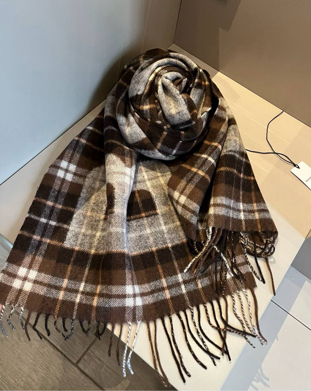 BALECIGA Wool Shawl: Unique Craftsmanship, Exceptional Quality. - 图片 4