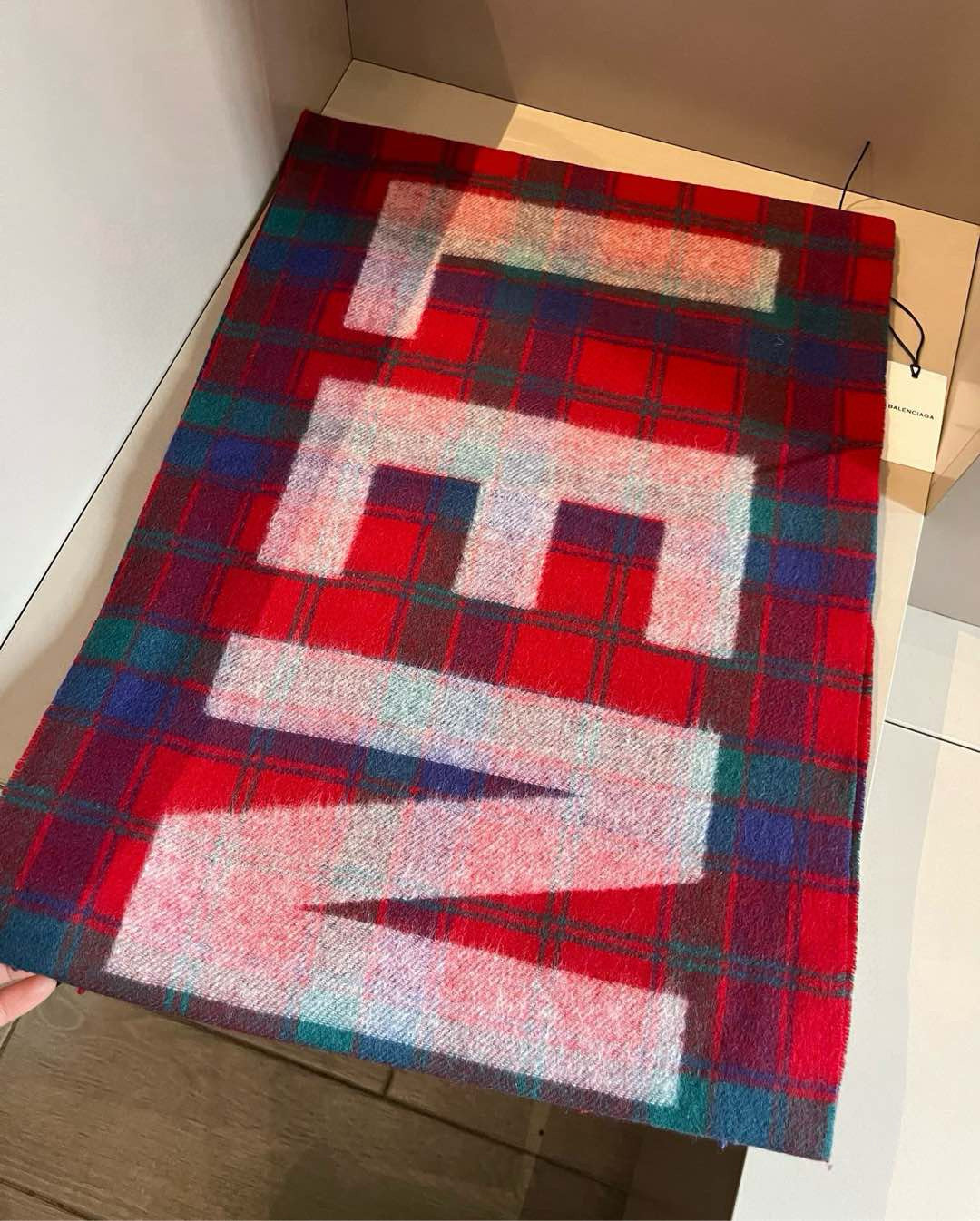 High-Quality BALECIGA Shawl: Batch 252, Unique Design, Exceptional Craftsmanship - 图片 6