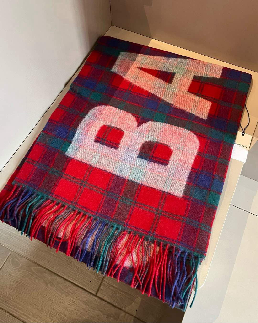 High-Quality BALECIGA Shawl: Batch 252, Unique Design, Exceptional Craftsmanship - 图片 5