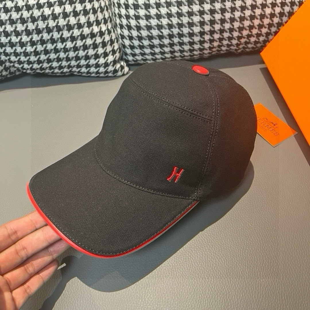 Authentic Hermès Lot 137: Classic H Baseball Caps with Original Materials and Craftsmanship - 图片 4