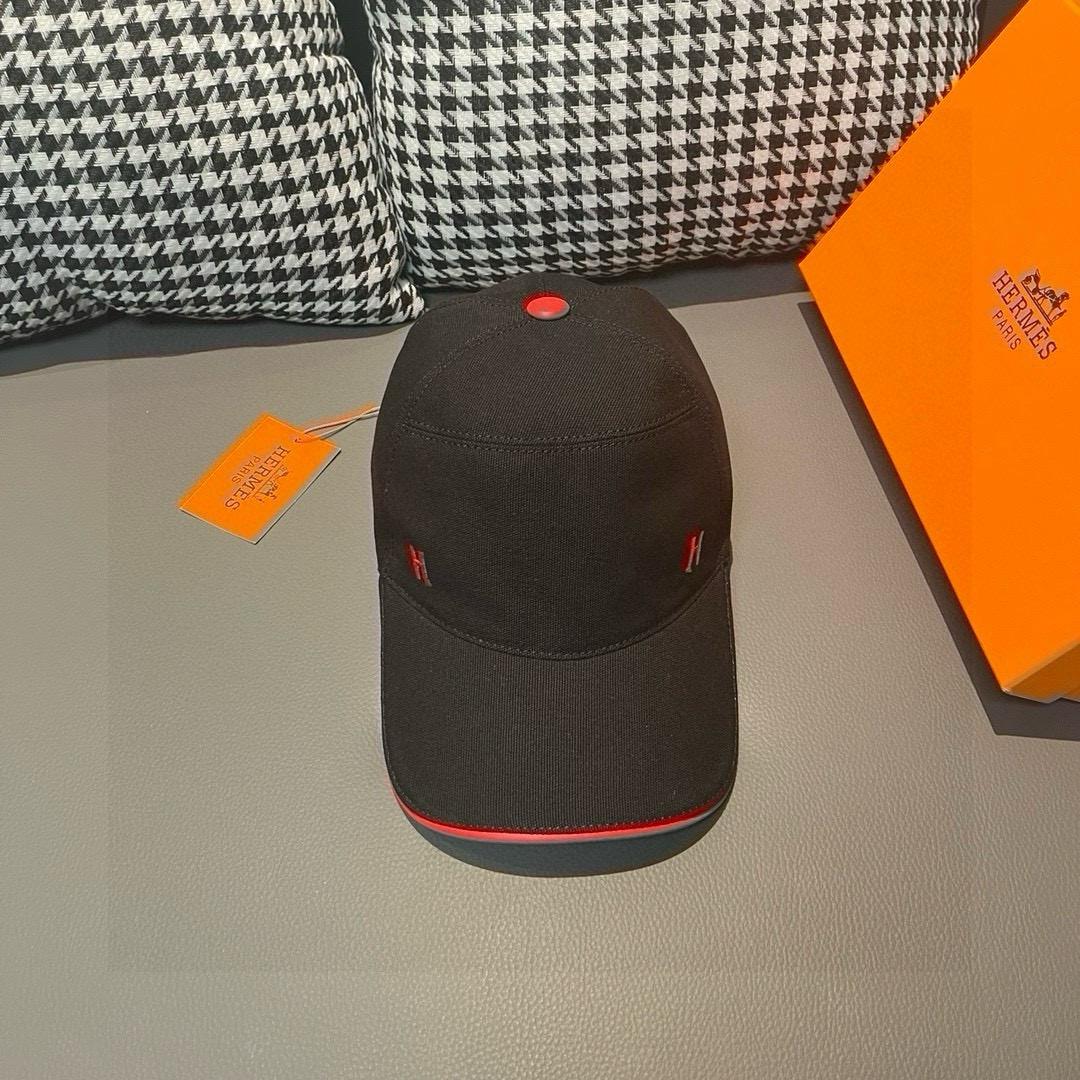 Authentic Hermès Lot 137: Classic H Baseball Caps with Original Materials and Craftsmanship - 图片 1