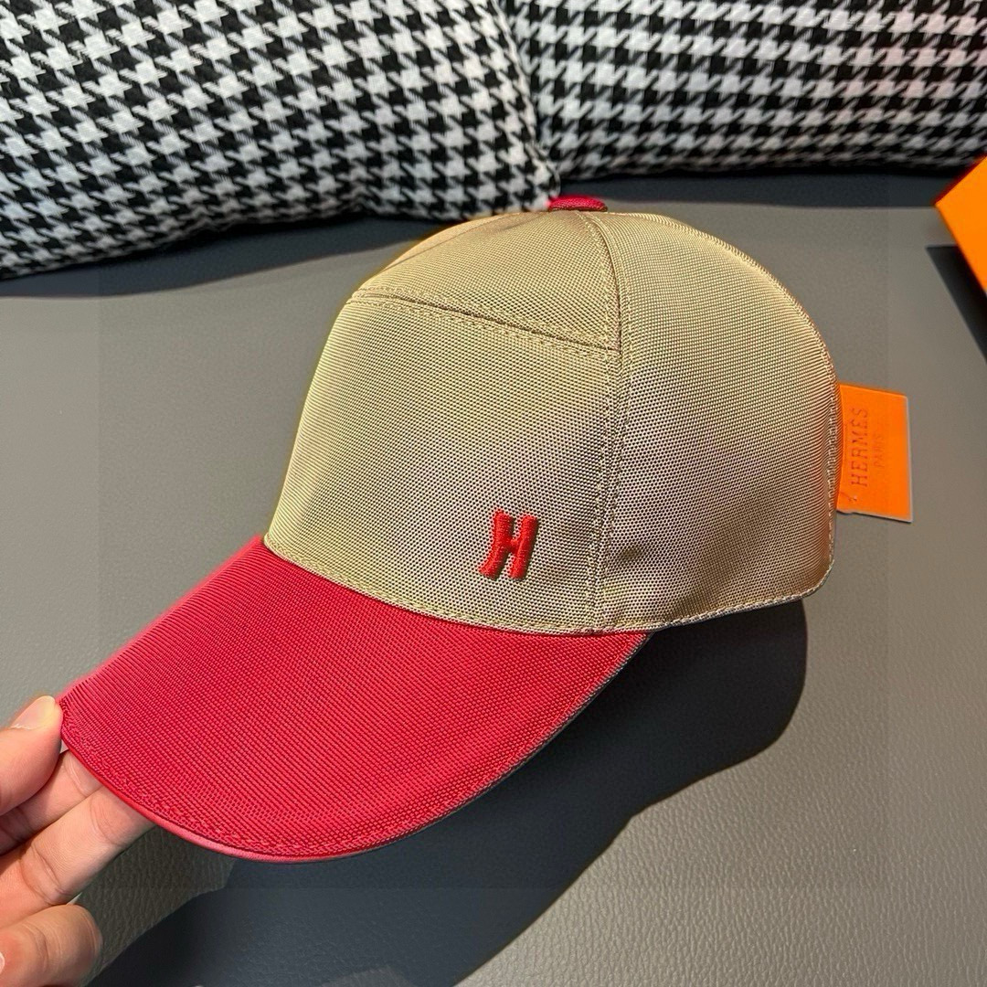 Newest Single Baseball Caps by Herms: High-Quality, Stylish, and Original Materials - 图片 4