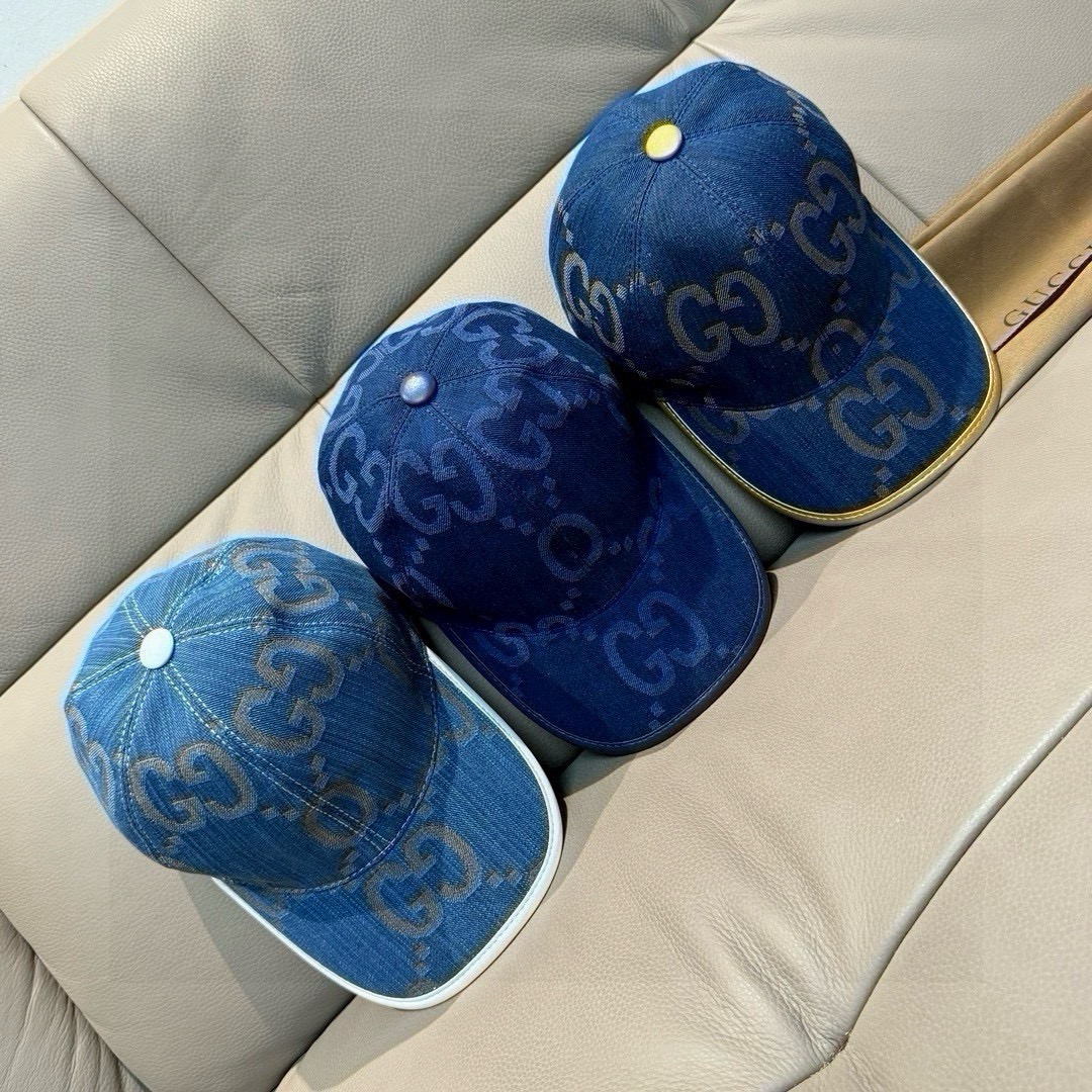 
配包装布袋，Gucci古奇新款原单棒球帽， 大双G，专柜11开模订制，完美对花，原版帆布面料+头层牛皮