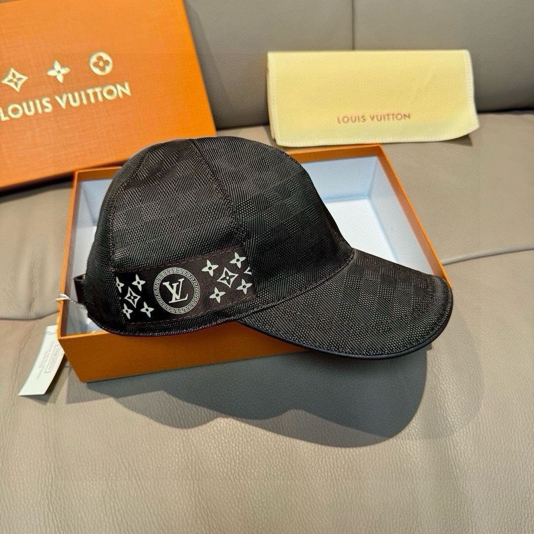 Louis Vuitton 配包装布袋 LV路易威登新款 棒球帽 棋盘格 1:1开模订制 布料+头层牛皮