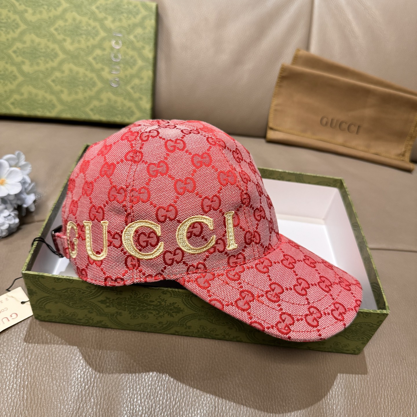 Gucci 配盒子布袋 Gucci(古奇)新款 棒球帽 侧面GUCCI刺绣 1:1开模订制