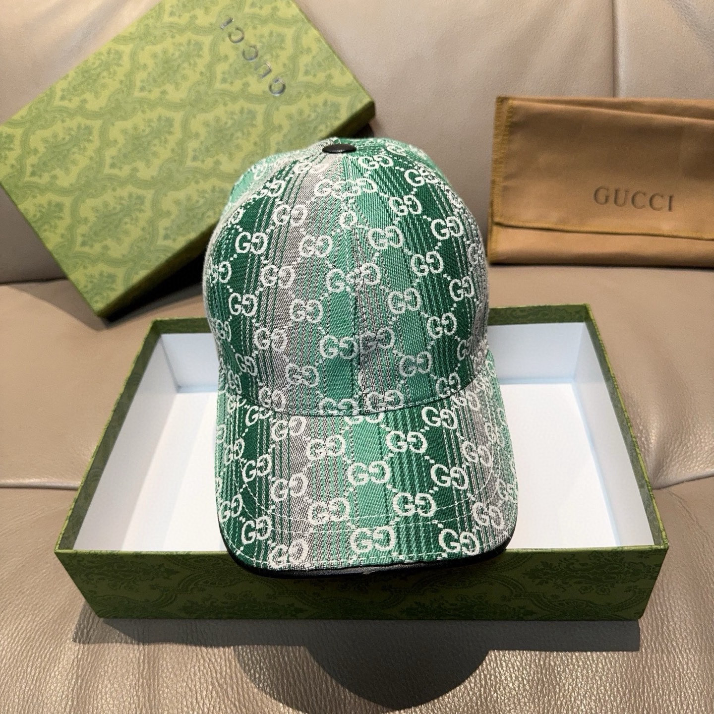 Gucci 配盒子布袋 Gucci(古奇)新款 棒球帽 渐变糖果双G 1:1开模订制 牛仔布料+头层牛皮