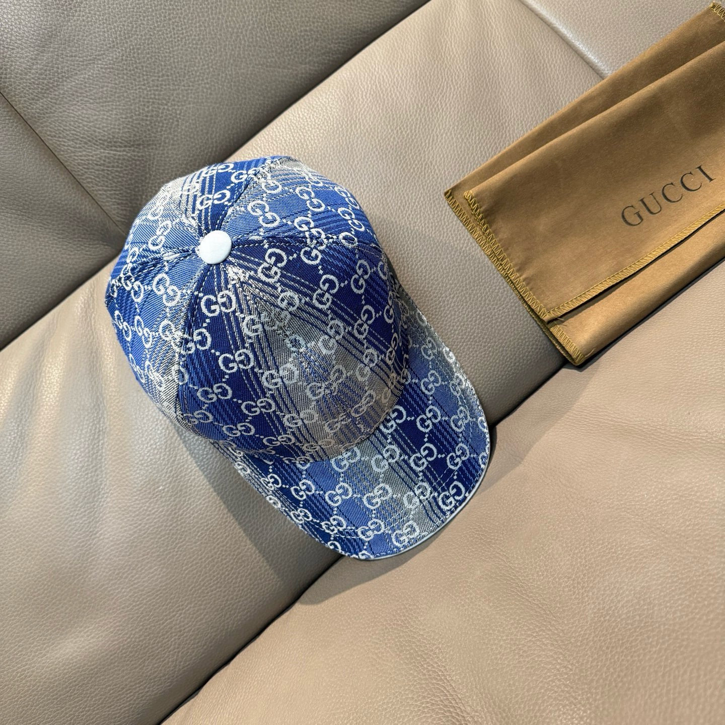 Gucci 配盒子布袋 Gucci(古奇)新款 棒球帽 渐变糖果双G 1:1开模订制 牛仔布料+头层牛皮