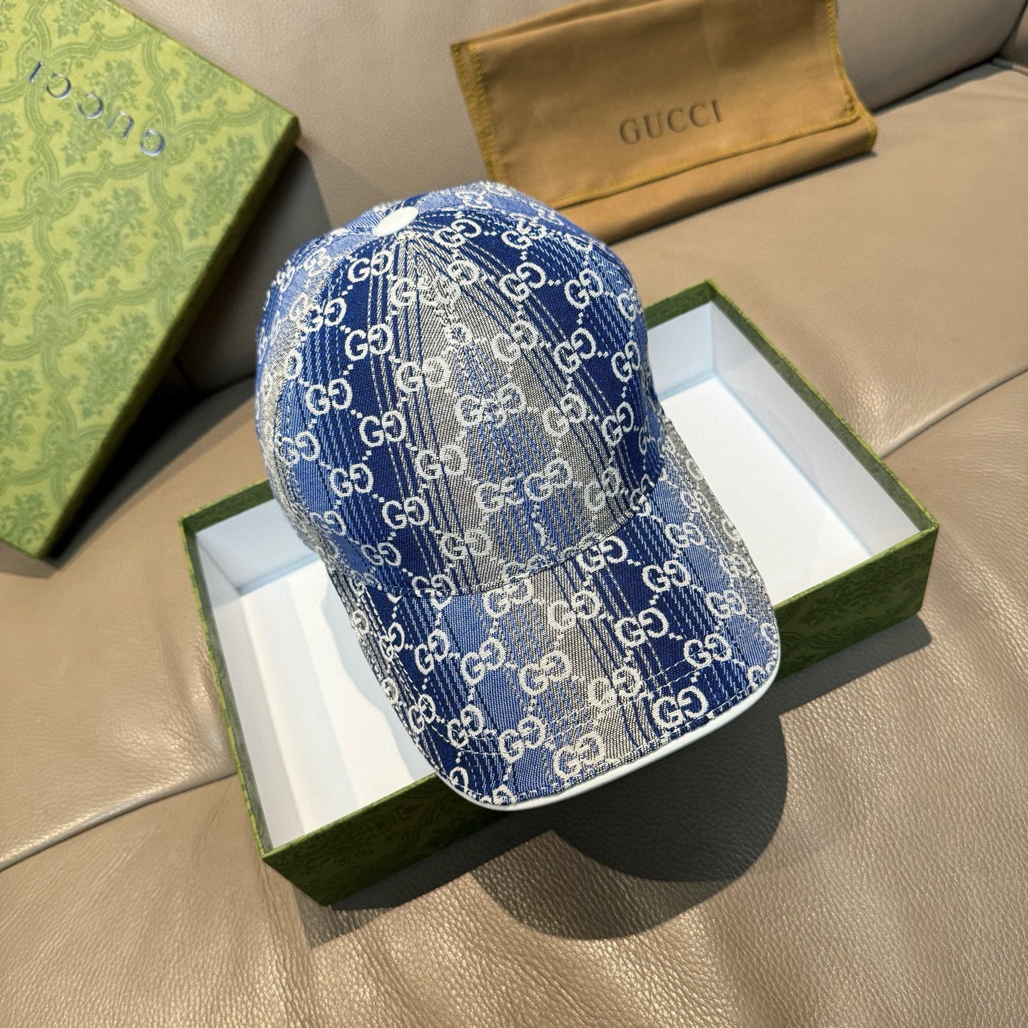 Gucci 配盒子布袋 Gucci(古奇)新款 棒球帽 渐变糖果双G 1:1开模订制 牛仔布料+头层牛皮