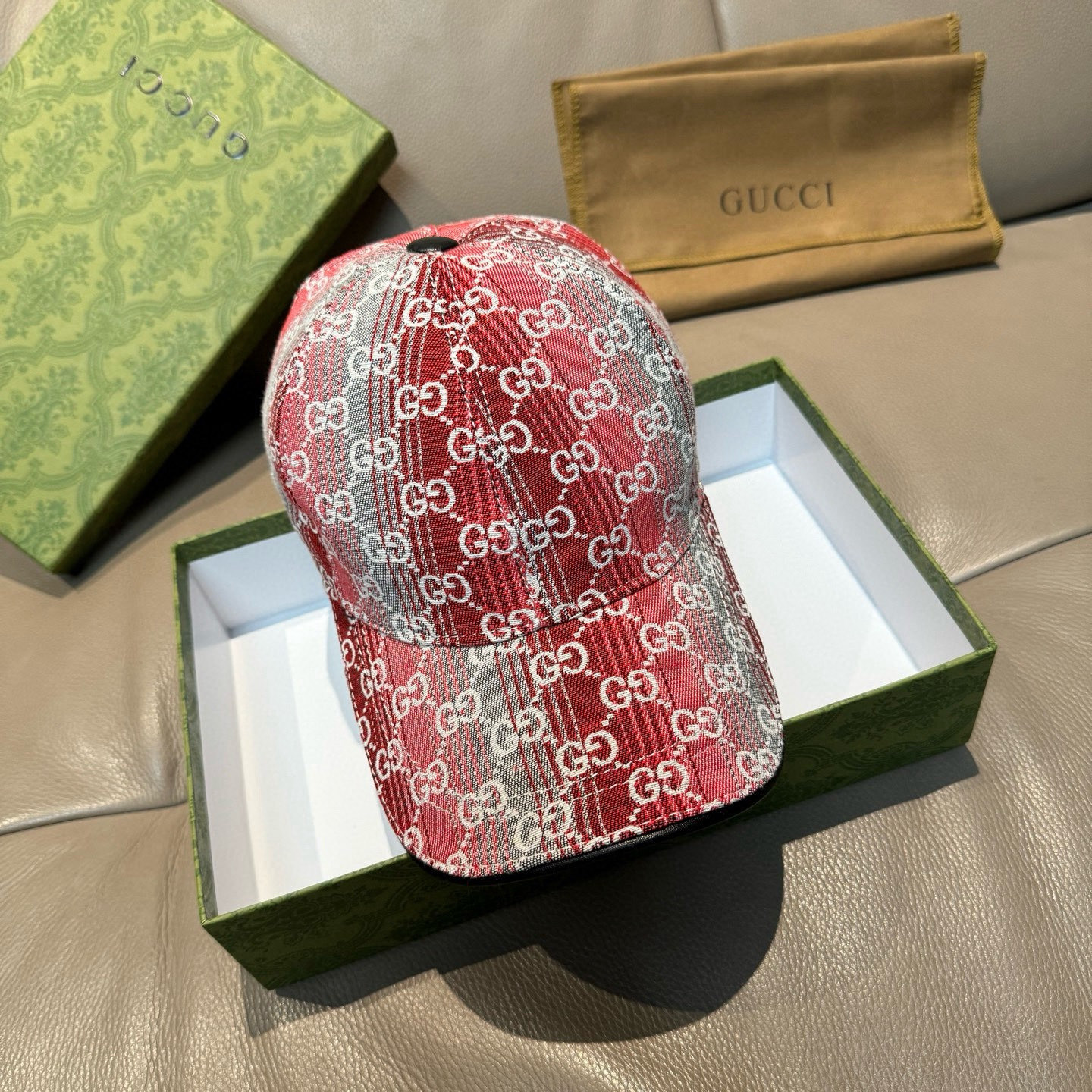 Gucci 配盒子布袋 Gucci(古奇)新款 棒球帽 渐变糖果双G 1:1开模订制 牛仔布料+头层牛皮