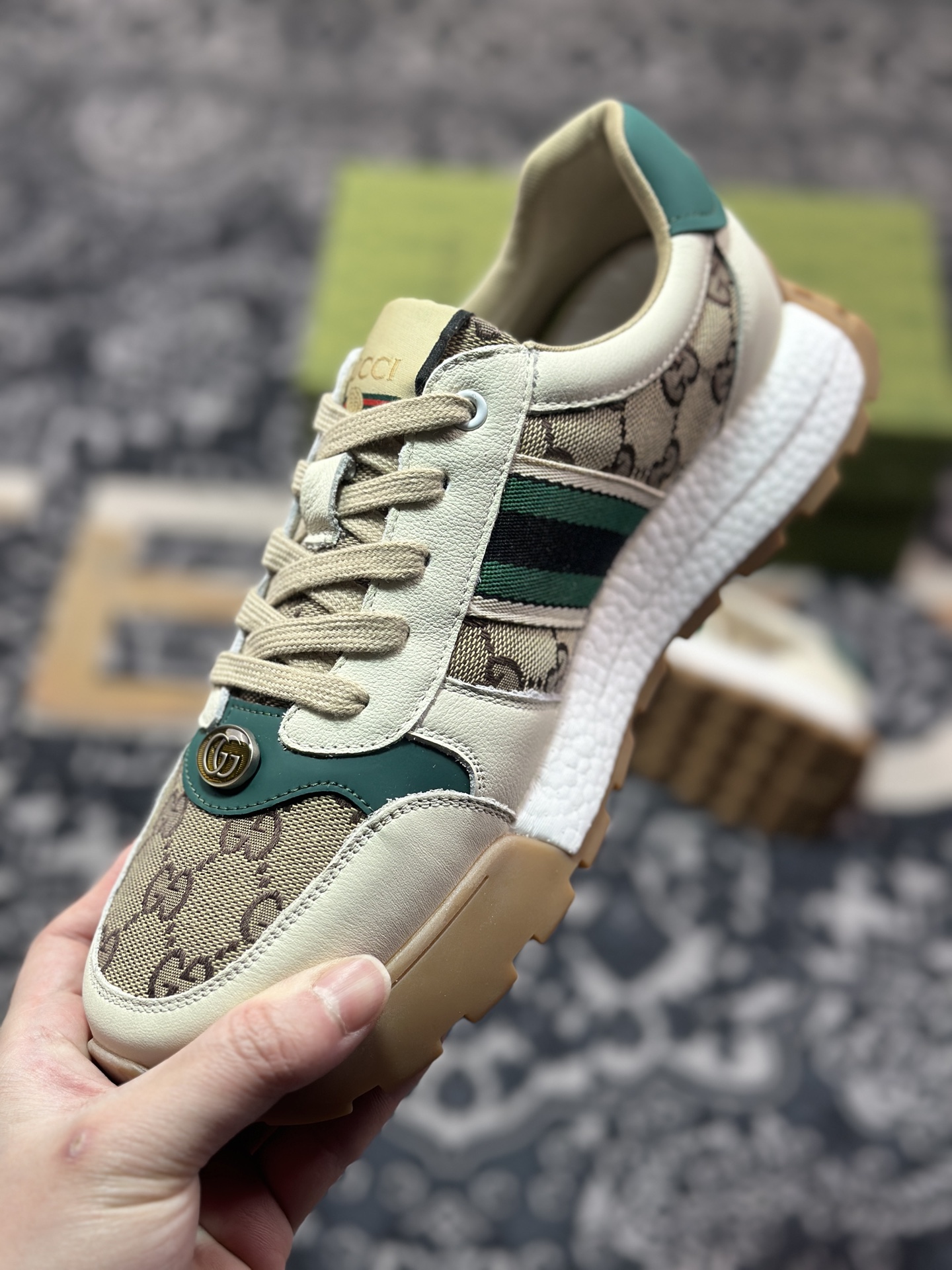 B9320  原装级别新货 Gucci Chunky B Screener GG 古驰春季新款休闲运动鞋系列
