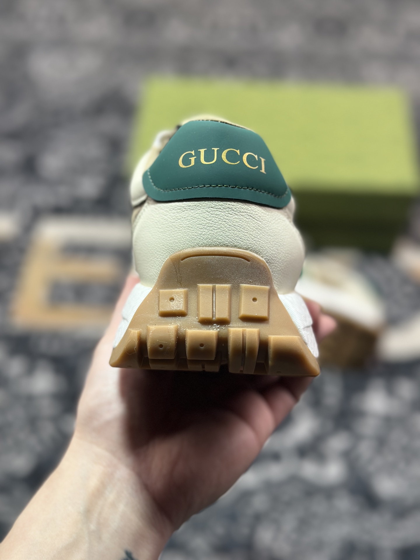 B9320  原装级别新货 Gucci Chunky B Screener GG 古驰春季新款休闲运动鞋系列