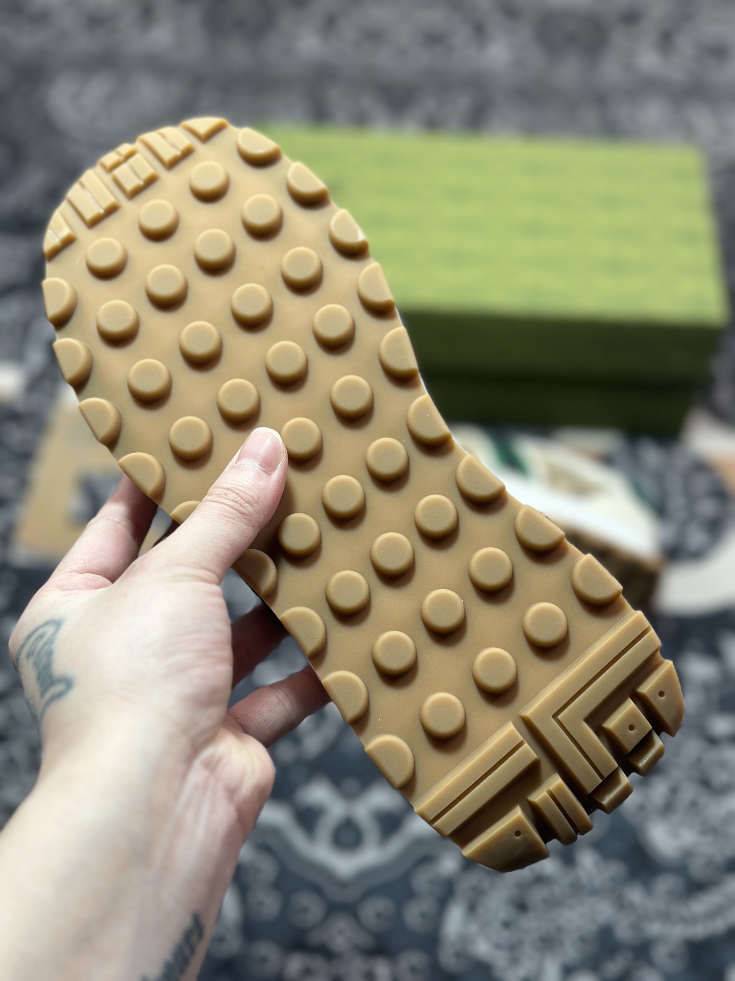 B9320  原装级别新货 Gucci Chunky B Screener GG 古驰春季新款休闲运动鞋系列