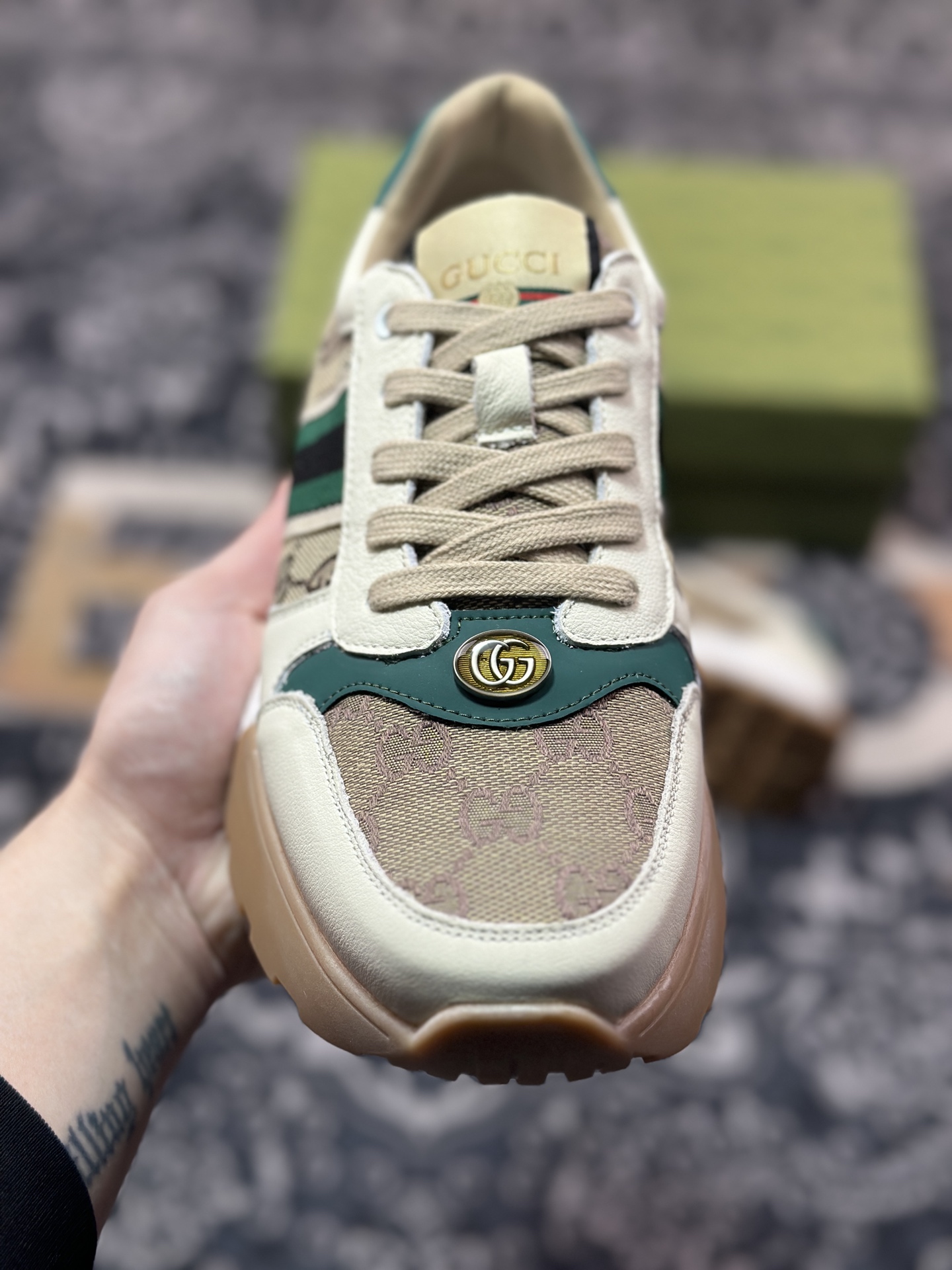 B9320  原装级别新货 Gucci Chunky B Screener GG 古驰春季新款休闲运动鞋系列