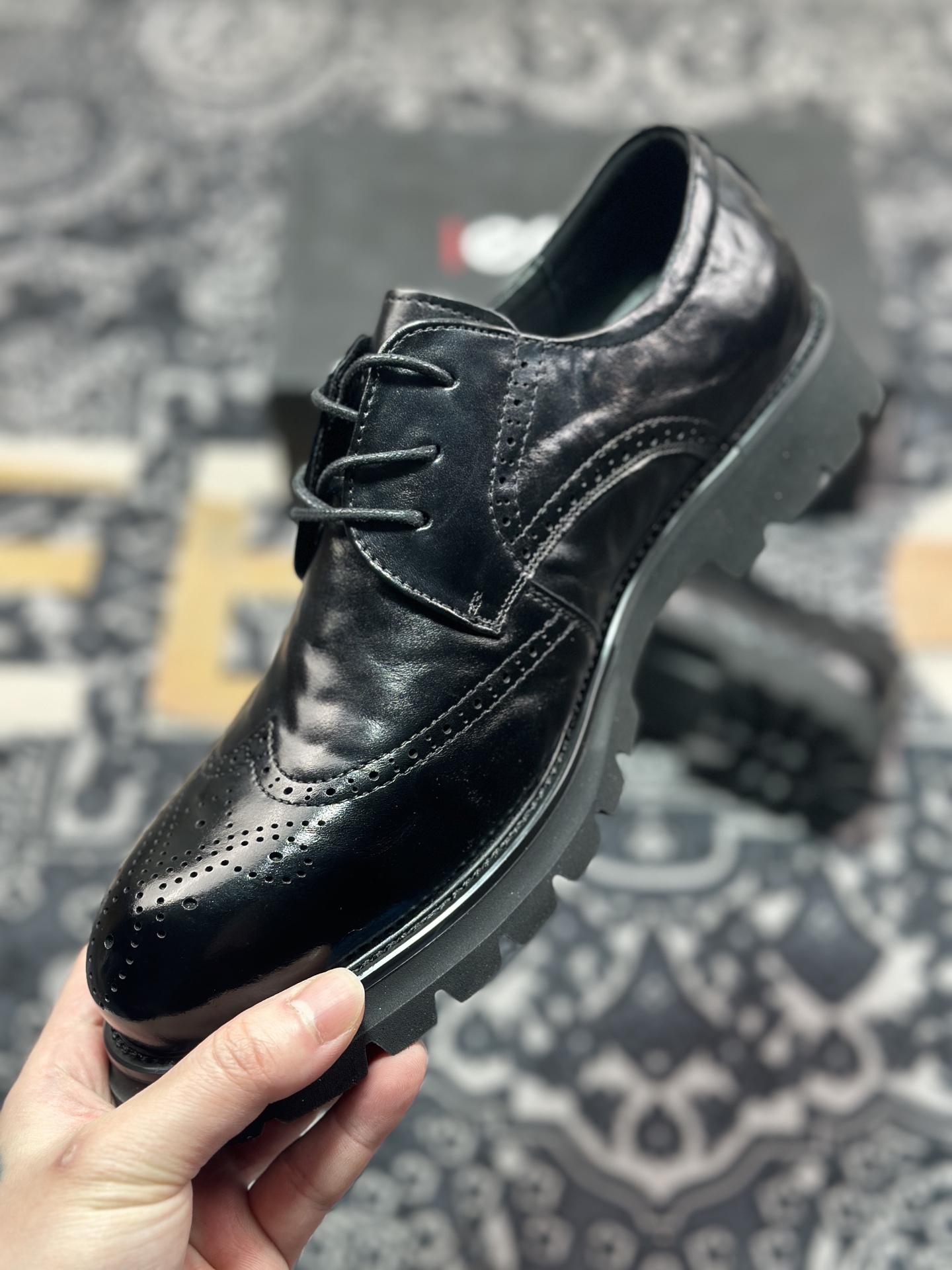 B7300  ECCO爱步圆头雕花皮鞋 真皮布洛克皮鞋商务鞋男款 德比鞋