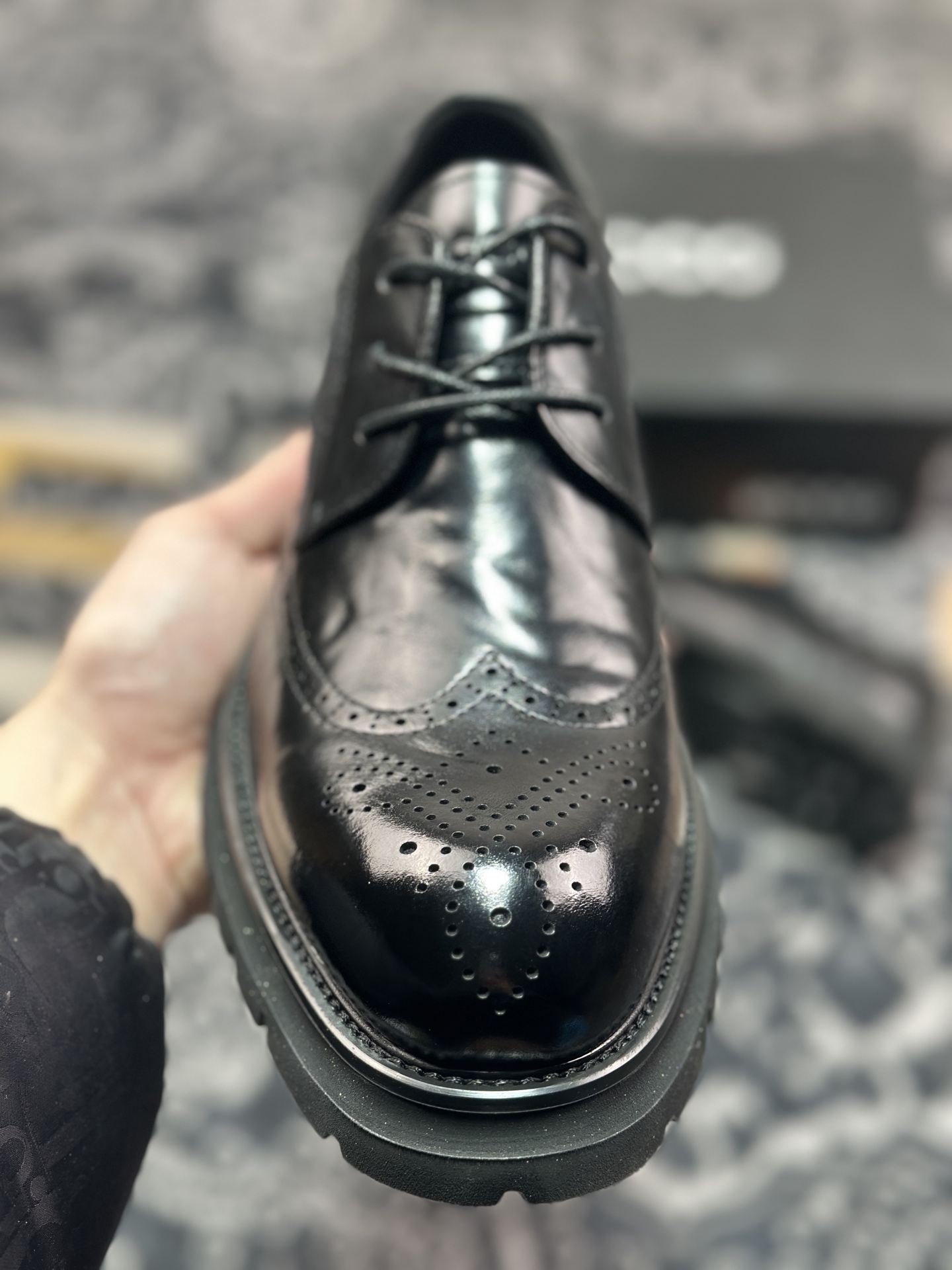 B7300  ECCO爱步圆头雕花皮鞋 真皮布洛克皮鞋商务鞋男款 德比鞋