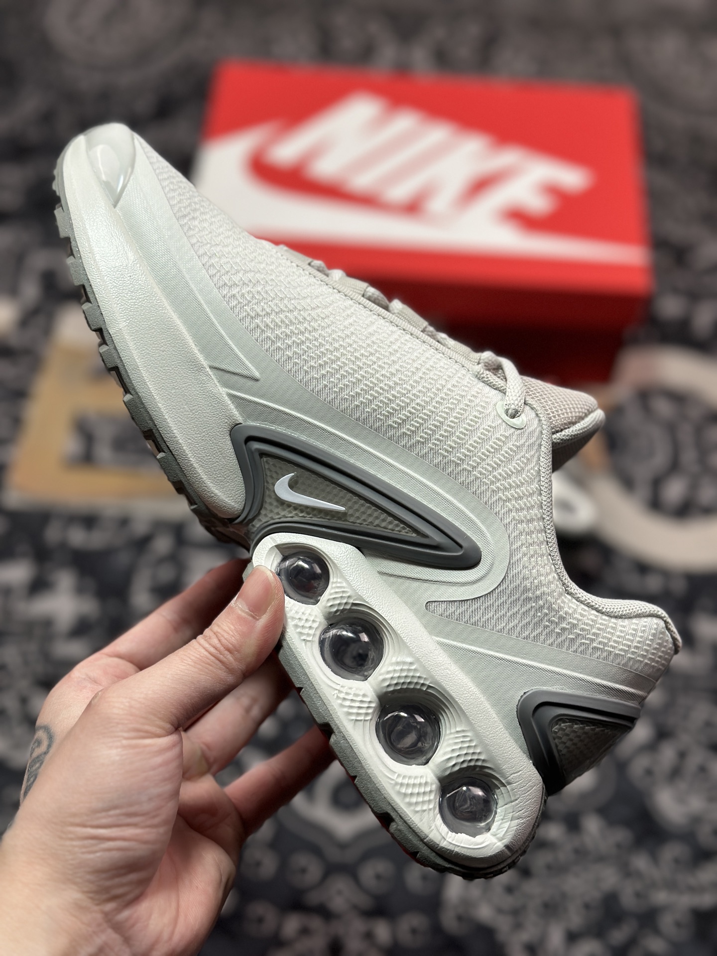 A7200  耐克Nike Air Max DN”Grey/Black/White”DN系列低帮慢跑鞋“浅灰白” DV3337-007