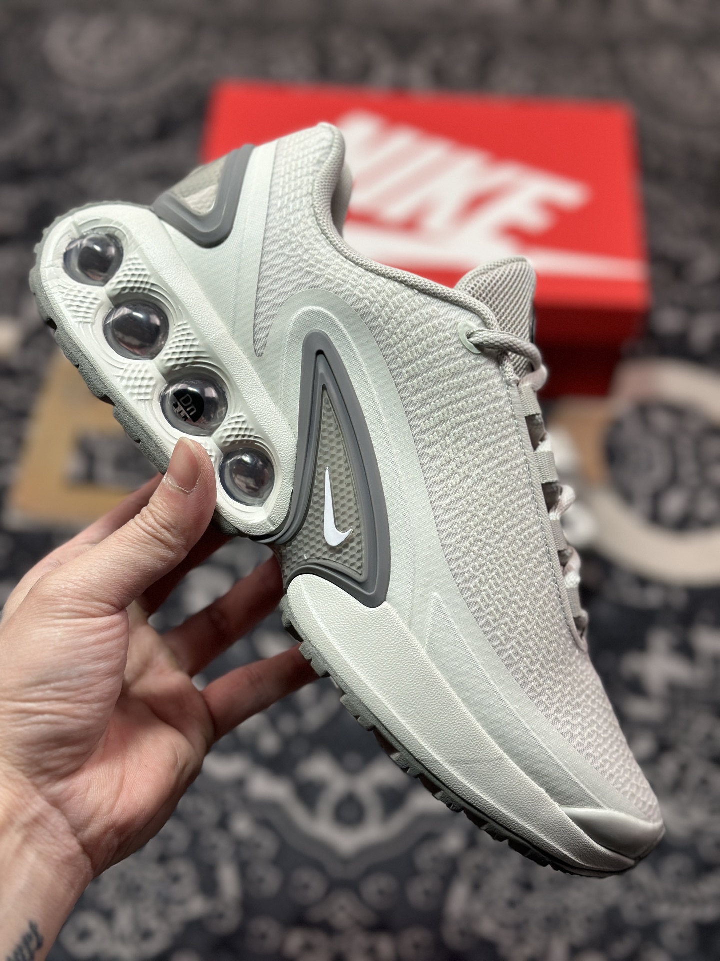 A7200  耐克Nike Air Max DN”Grey/Black/White”DN系列低帮慢跑鞋“浅灰白” DV3337-007