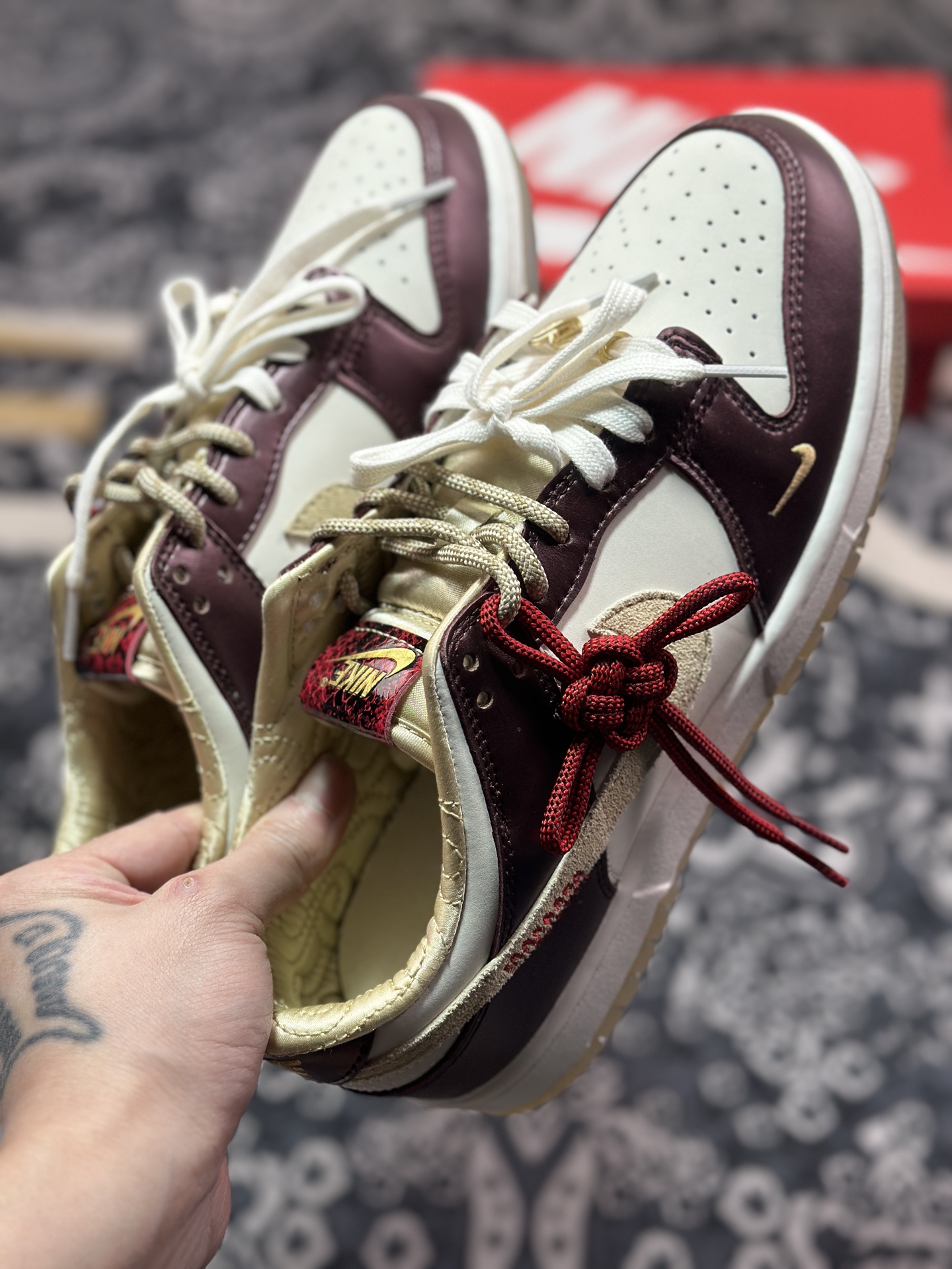 B2260  北面/The North Face x Nike SB Dunk Low”Year of the Snake”扣篮板鞋“深棕奶白金北面蛇年蛇纹钩子” CH8311-234