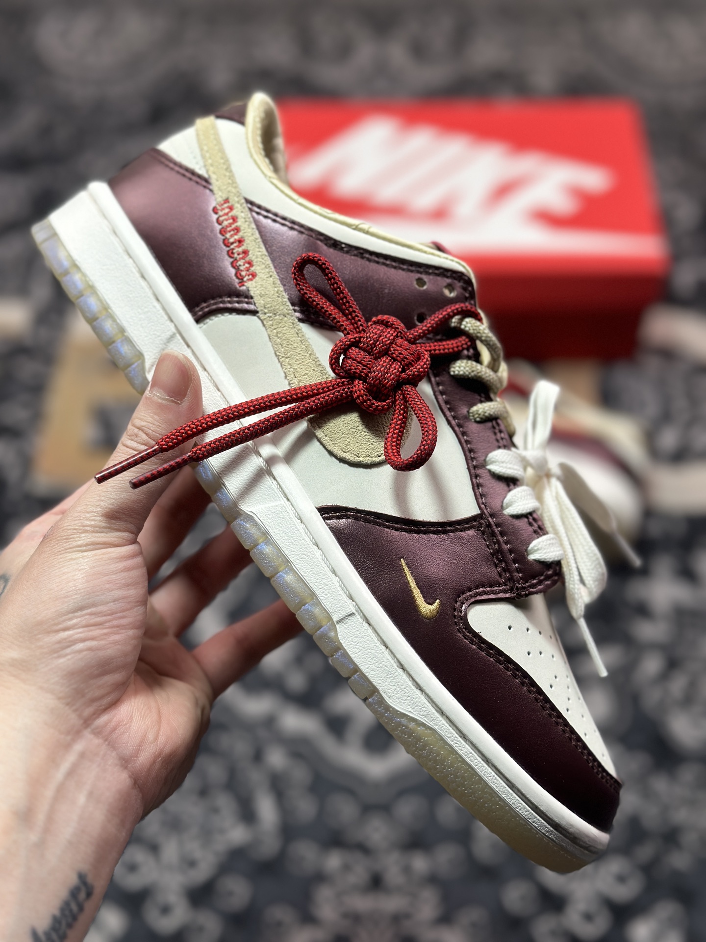 B2260  北面/The North Face x Nike SB Dunk Low”Year of the Snake”扣篮板鞋“深棕奶白金北面蛇年蛇纹钩子” CH8311-234