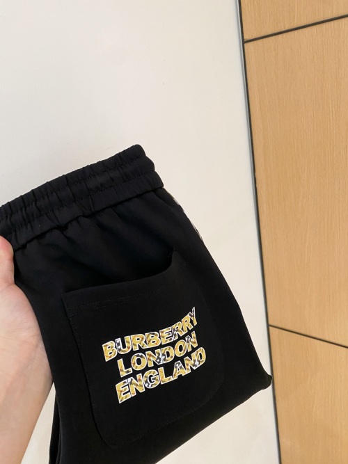 Burberry Men's Black Cotton Blend Lounge Pants with Logo Embroidery 28 Burberry Men's Black Cotton Blend Lounge Pants with Logo Embroidery