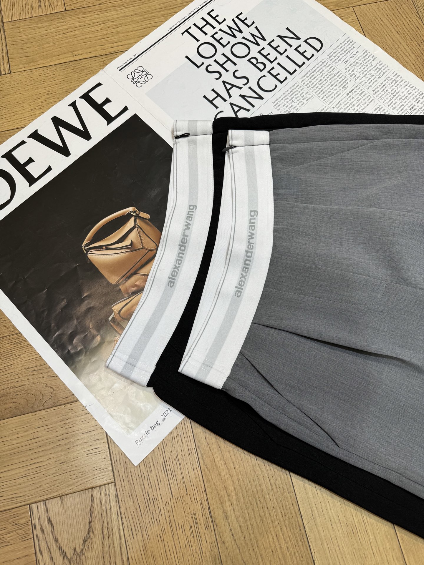 Alexander Wang High Waist Wool Blend Shorts - Chic & Comfortable 4 i1746518860475 467 0 8