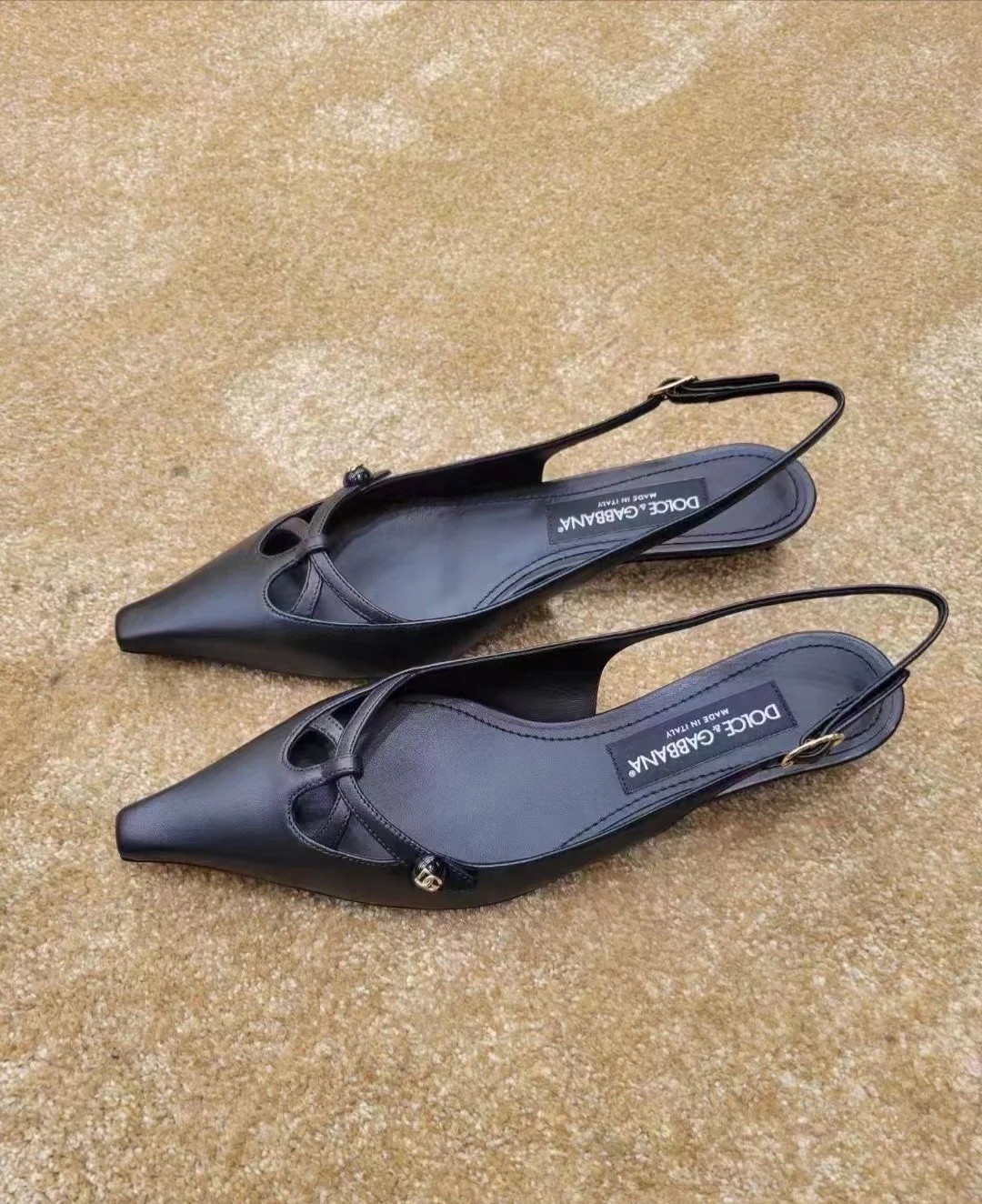 NO:168063,DG small square head new style, size 35-42 genuine leather sole, top layer calf leather face sheepskin inner footbed three heels 3.5cm 6.5cm 10cm, high heels, Dolce & Gabbana, high heels, cowhide, sheepskin, Leather soles19860909dG小方头新款,35-42码数真皮大底,头层小牛皮面羊皮内里垫脚 三个跟高3.5cm6.5cm 10cm,高跟鞋,Dolce&Gabbana,high heels,cowhide,sheepskin,Leather soles,Women's Shoes