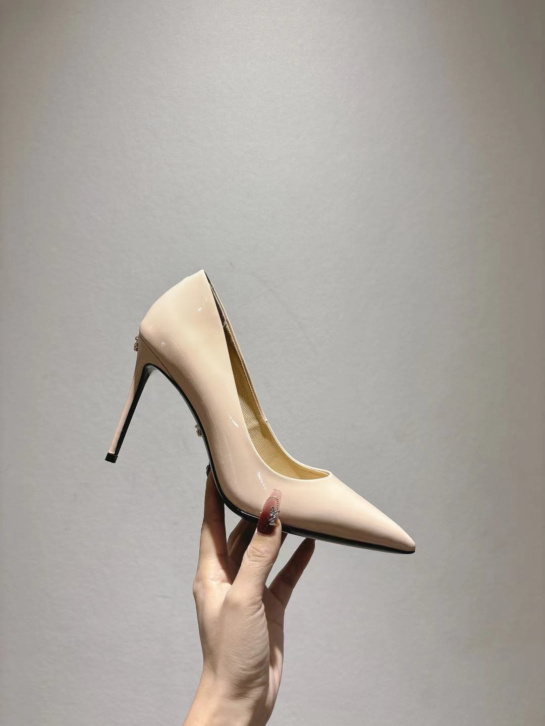 Protoype Oxen Leather Shoes: Solid Material, Sheepskin, 35-42 Yards, 6.5 cm Thickness - 图片 2