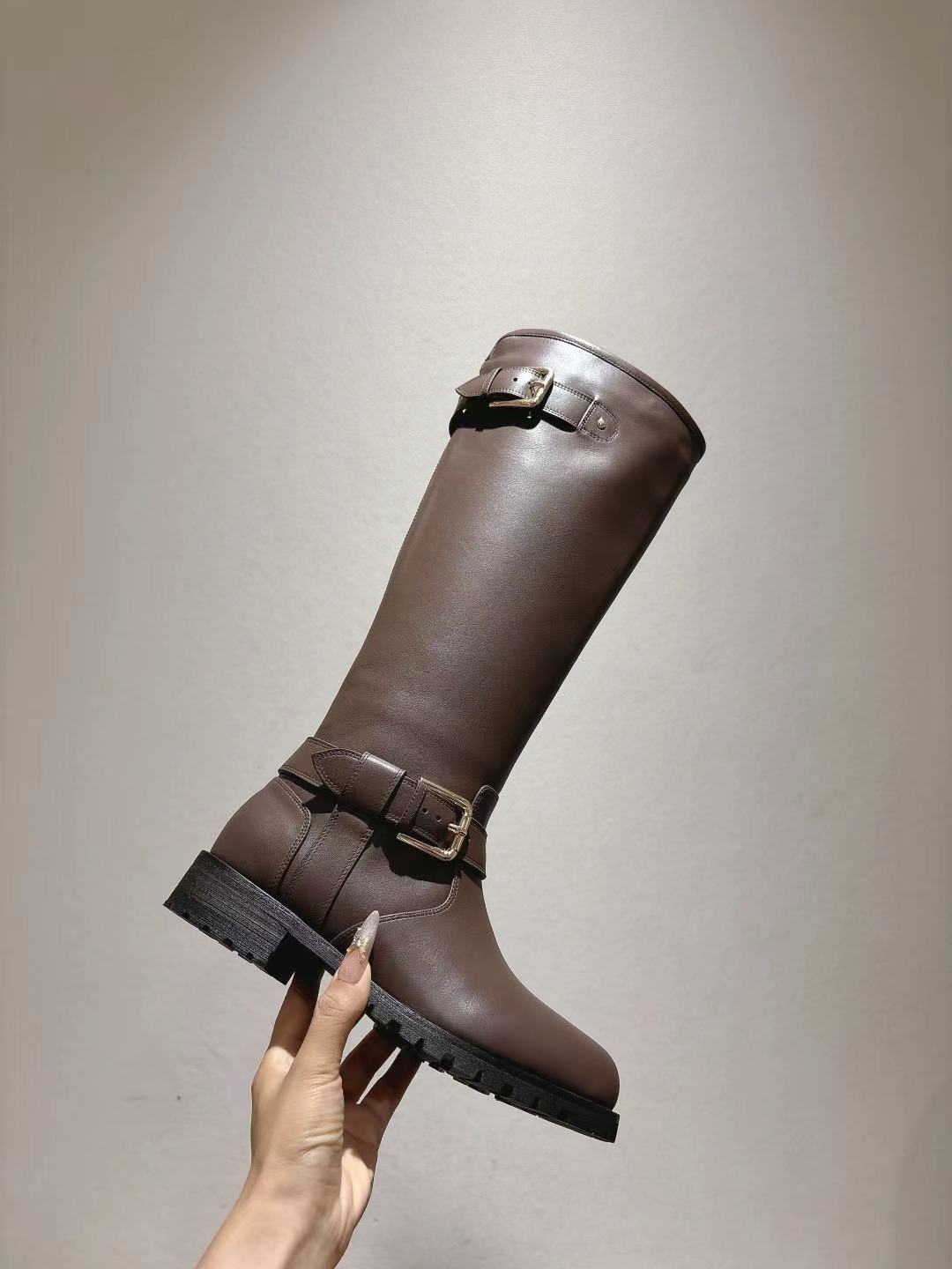 NO:493391,dG 14-inch small round toe new boots, 35-42 yards, top layer cowhide cowhide inner footbed, heel height 3.5cm, boots, boots, cowhide19860909dG14寸小圆头新款靴子,35-42码数 头层牛皮面牛皮内里垫脚 跟高3.5cm,靴子,boots,cowhide,Women's Shoes