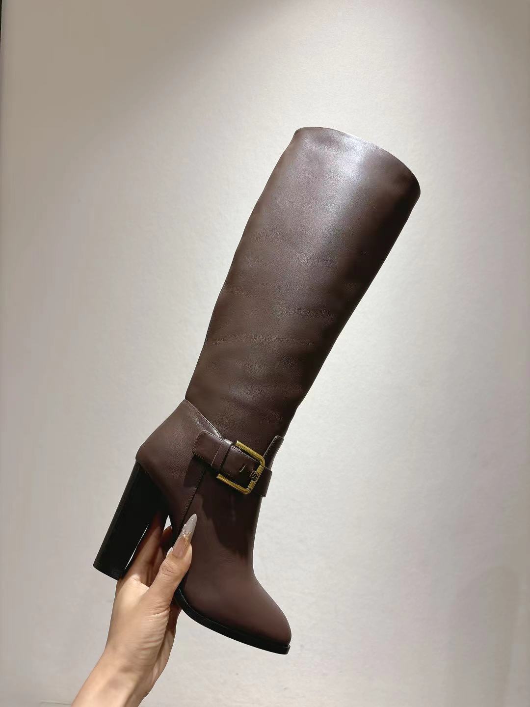 NO:493411,DG small round toe new boots, 35-42 sizes genuine leather sole, top layer cowhide cowhide inner foot pad heel height 9.5cm, boots, boots, cowhide, Leather soles19860909dG小圆头新款靴子,35-42码数真皮大底,头层牛皮面牛皮内里垫脚 跟高9.5cm,靴子,boots,cowhide,Leather soles,Women's Shoes