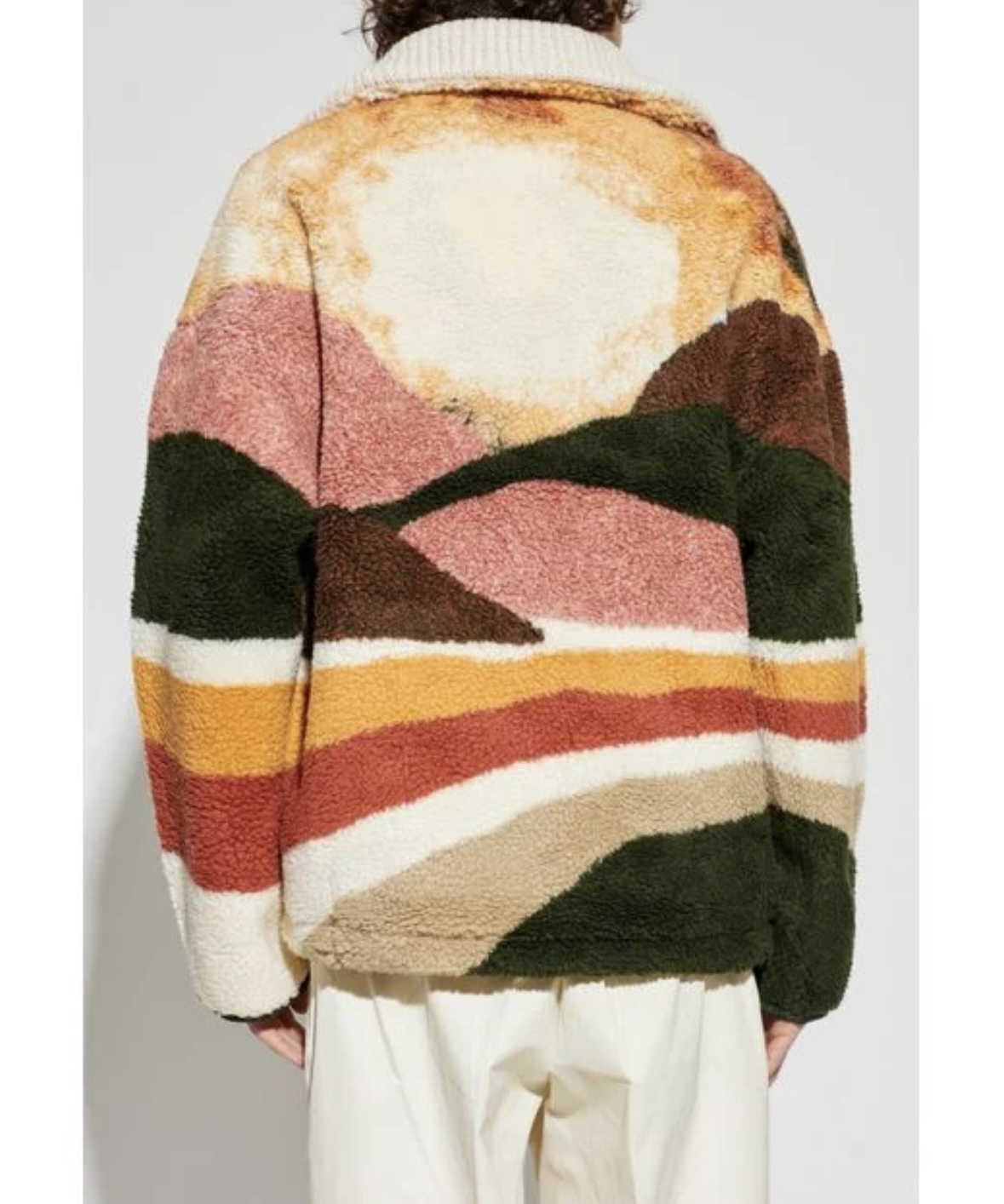 750💰（编号52）
保真 ！ Isabel Marant 2026早春系列的MARLEY印花抓绒外套 男女同款 欧洲官网449欧元在售款 尺码 ：xs/6  s/4 m/4
属于品牌标志性的游牧波西米亚风格演绎款。
宽松的Oversize版型，建议选小一码穿着更合身。
罗纹翻领漏斗领，正面拉链，饰有&ldquo;Isabel Marant&rdquo;标志，长袖，落肩袖口，侧边口袋，蓬松羊毛针织面料，通体提花，腰部抽绳带扣，斜裁滚边，宽松版型