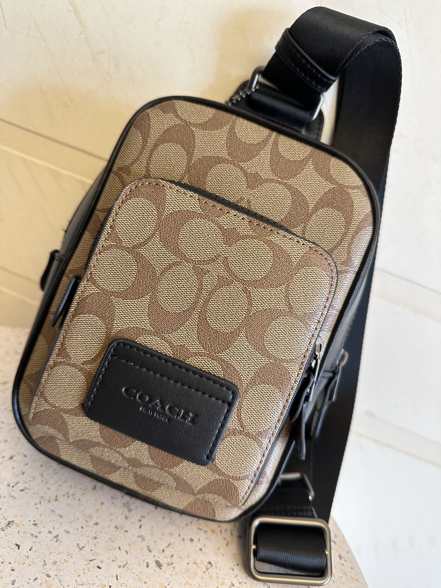 Coach 新款COACH蔻驰CL412奥莱WEST牛皮男款斜背包胸包
