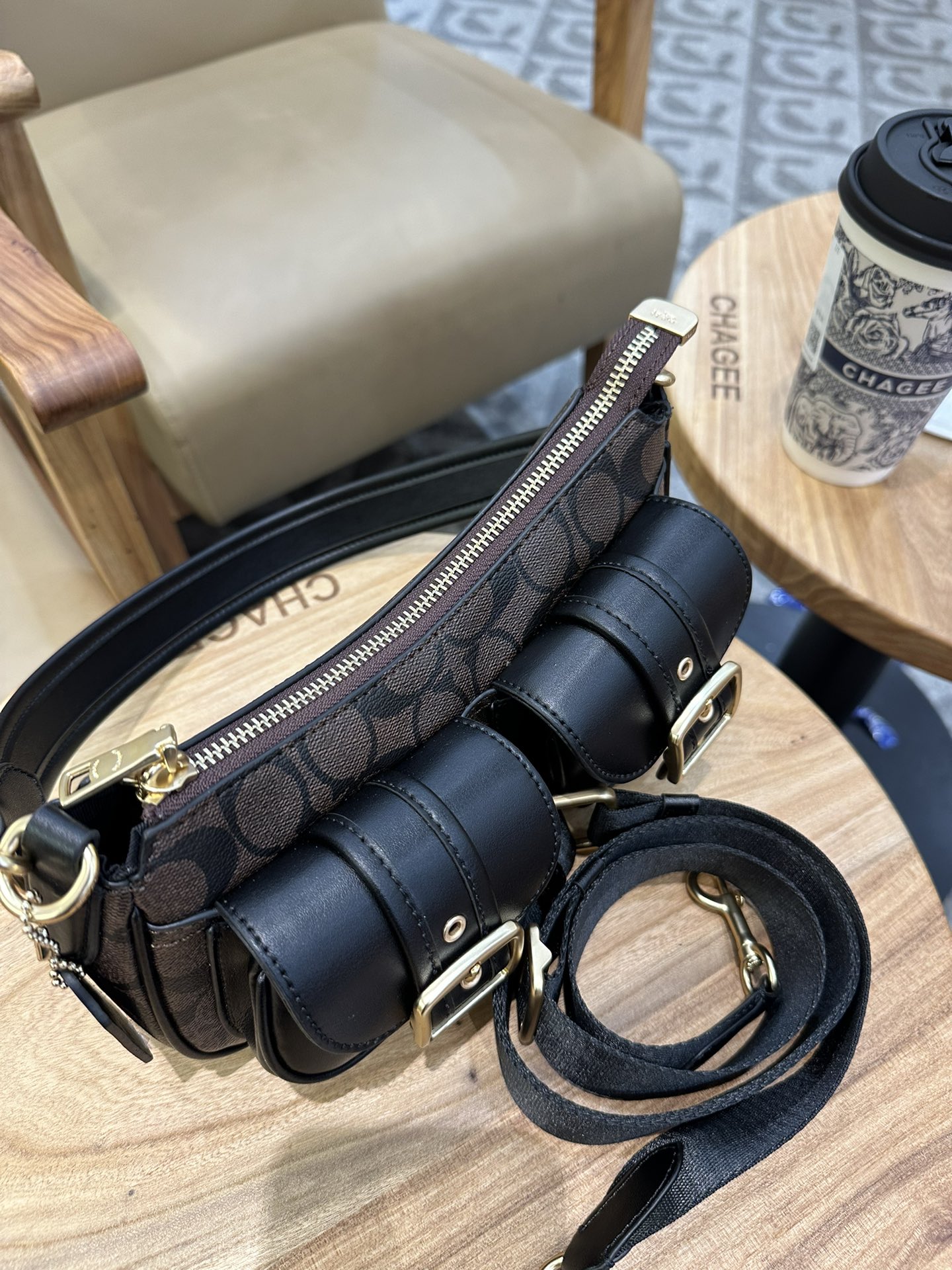 Coach 新款COACH/蔻驰中古腋下法棍包麻将包 老花CP124 纯黑CM079 拼的CM078 牛仔CQ184