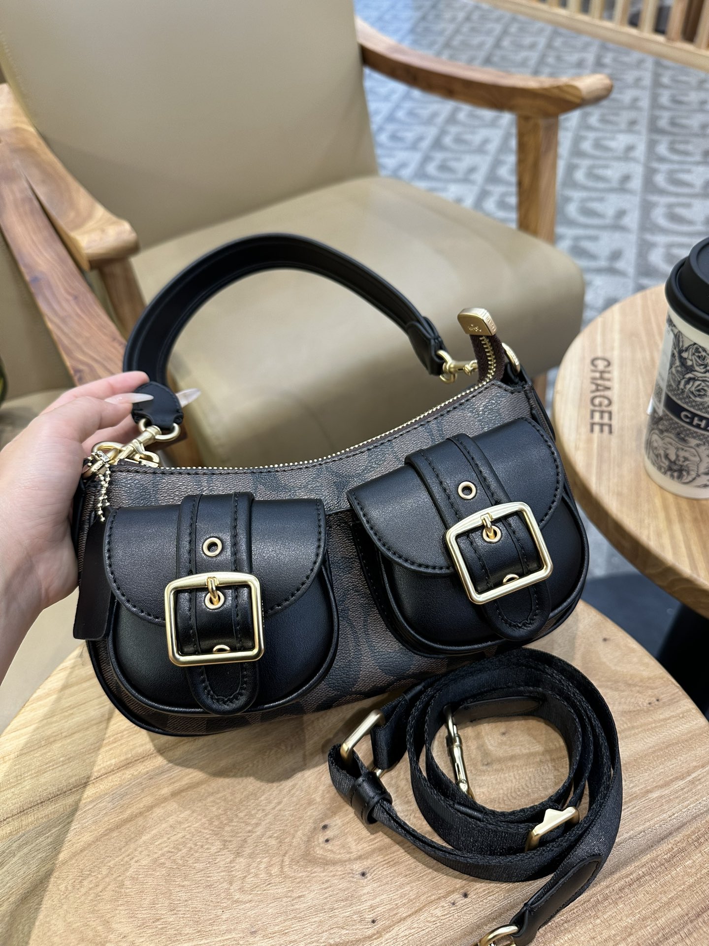 Coach 新款COACH/蔻驰中古腋下法棍包麻将包 老花CP124 纯黑CM079 拼的CM078 牛仔CQ184